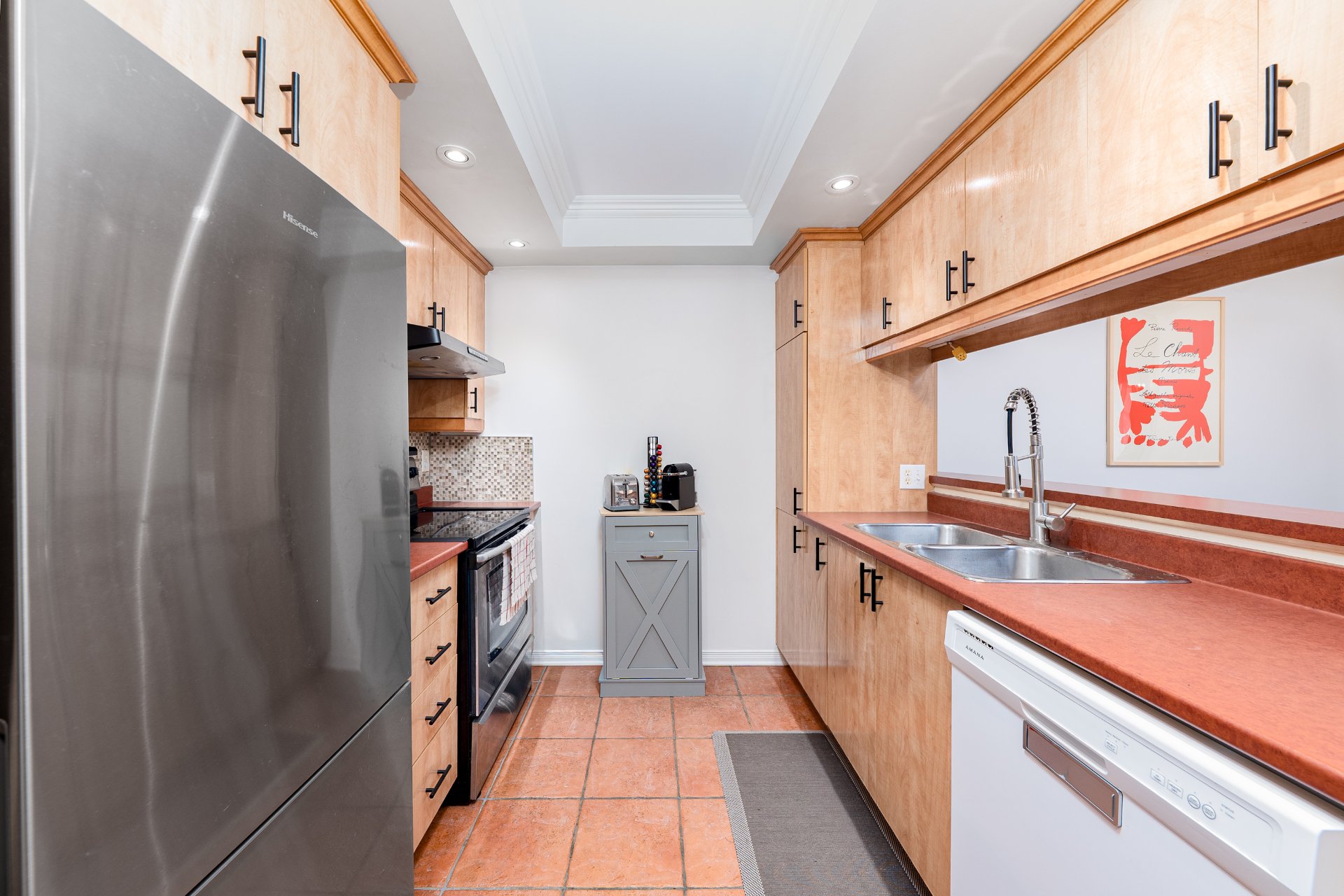 Photo - Kitchen