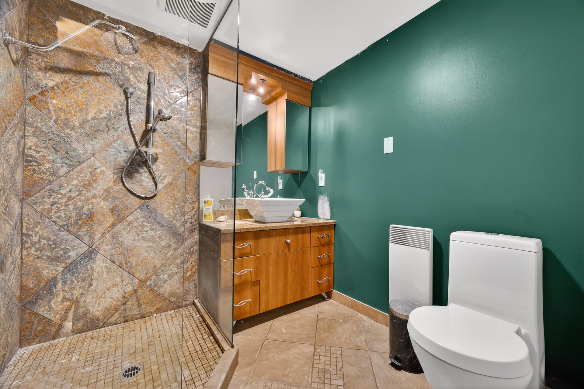 Photo - Bathroom