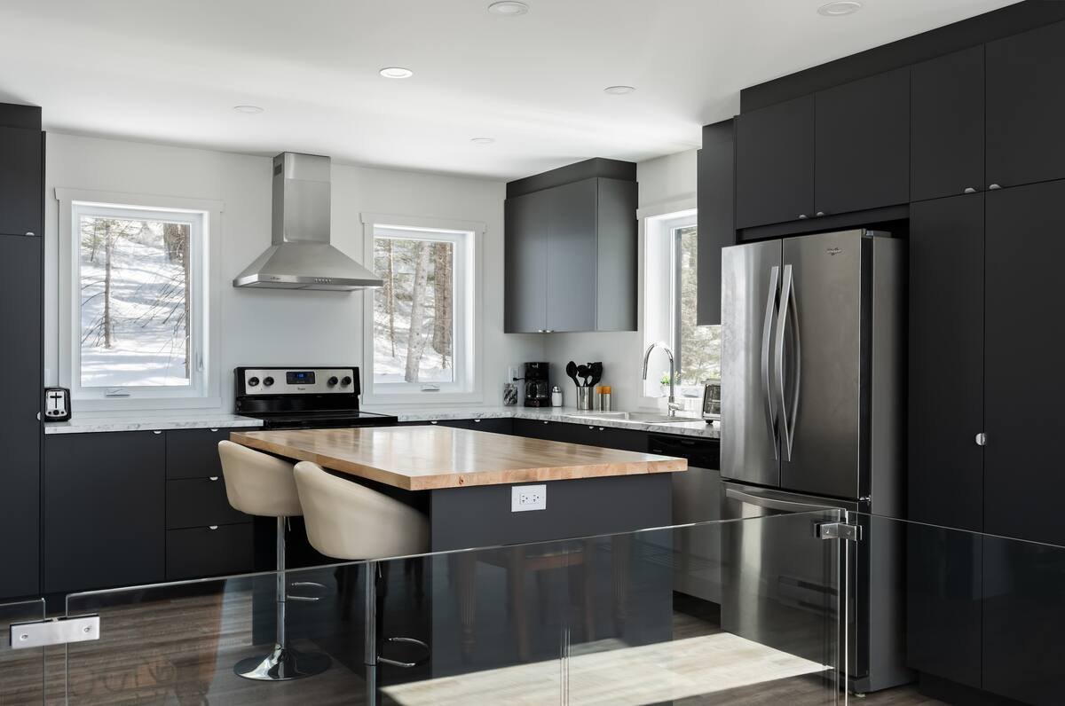 Photo - Kitchen