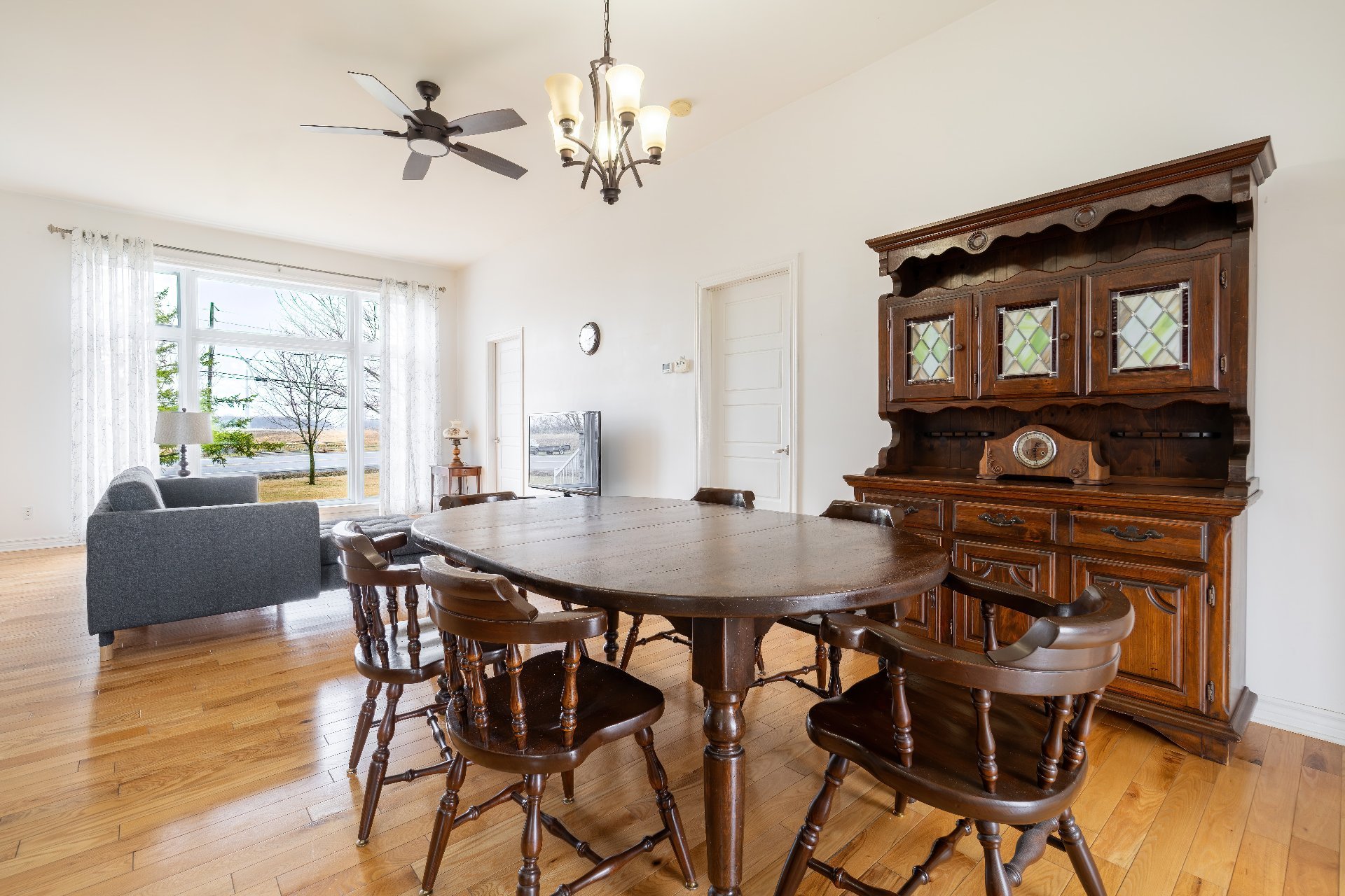 Photo - Dining room
