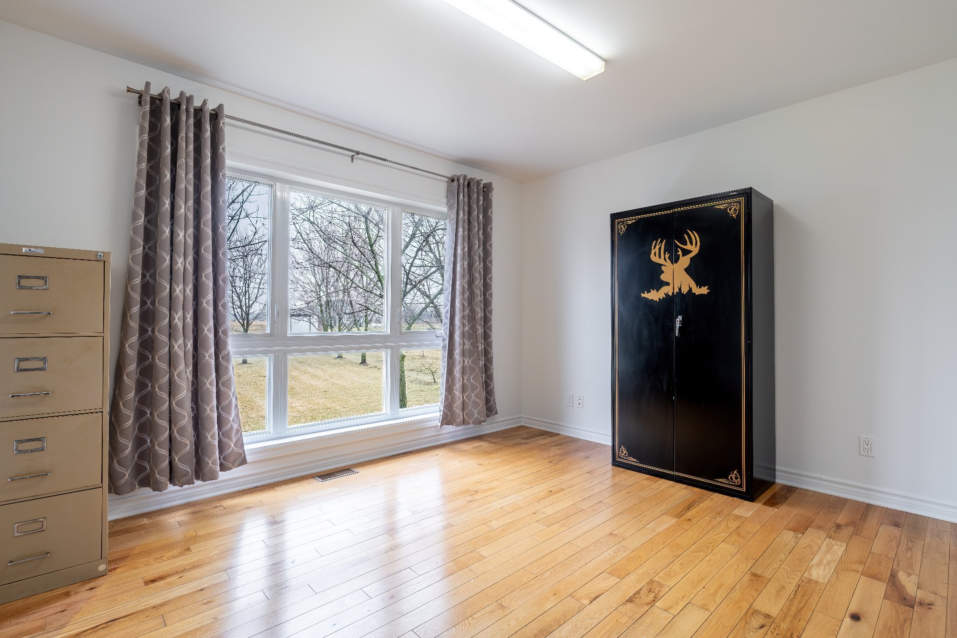 Photo - Bedroom