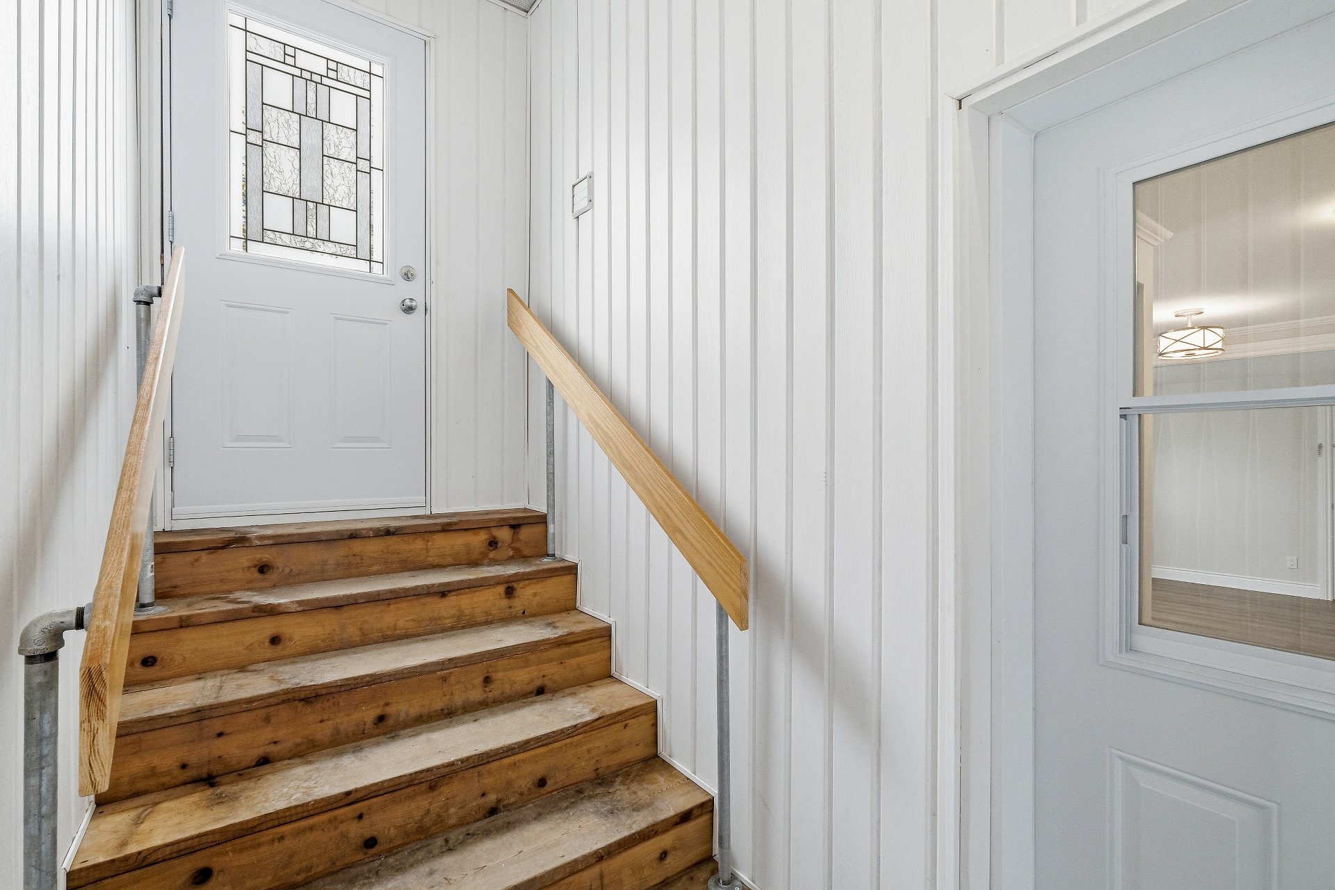 Photo - Hallway