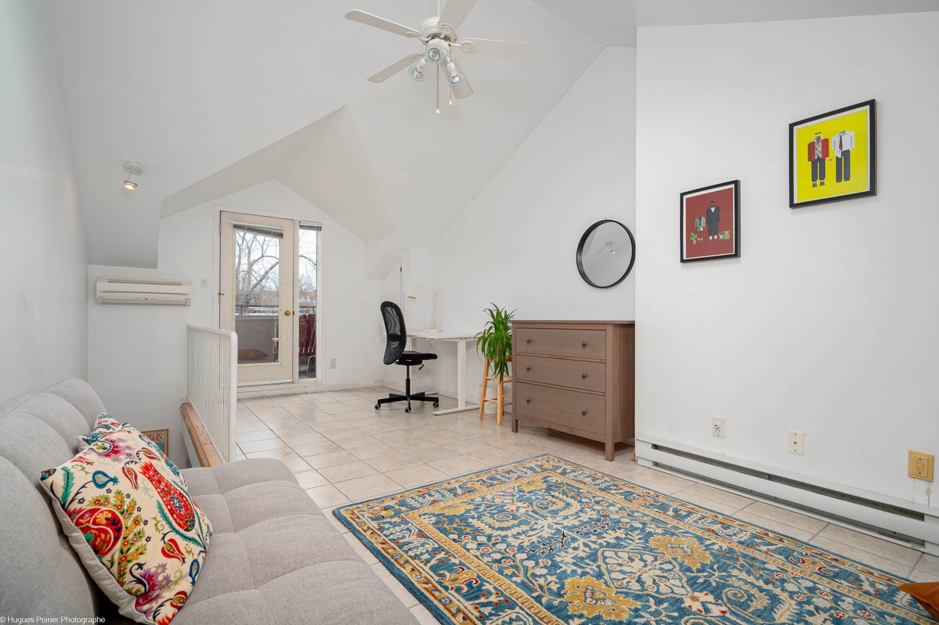 Photo - Mezzanine