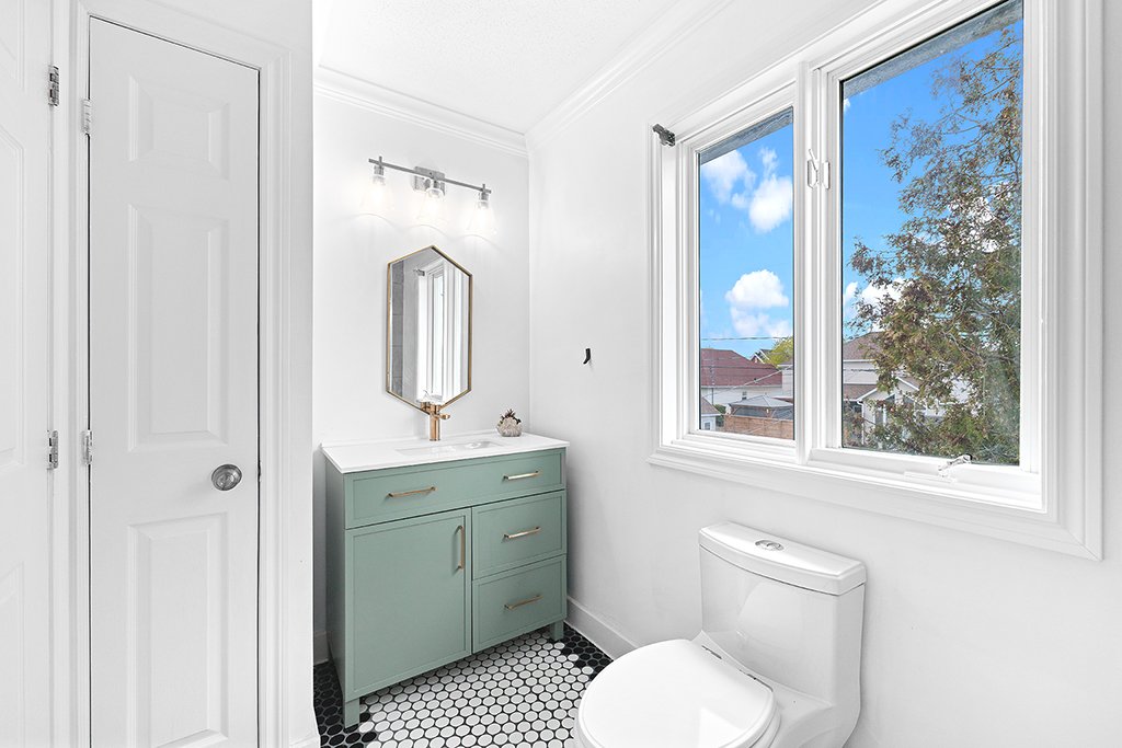 Photo - Bathroom