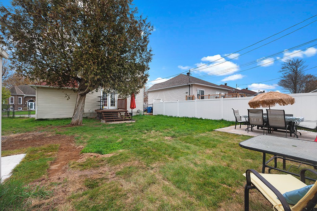 Photo - Backyard