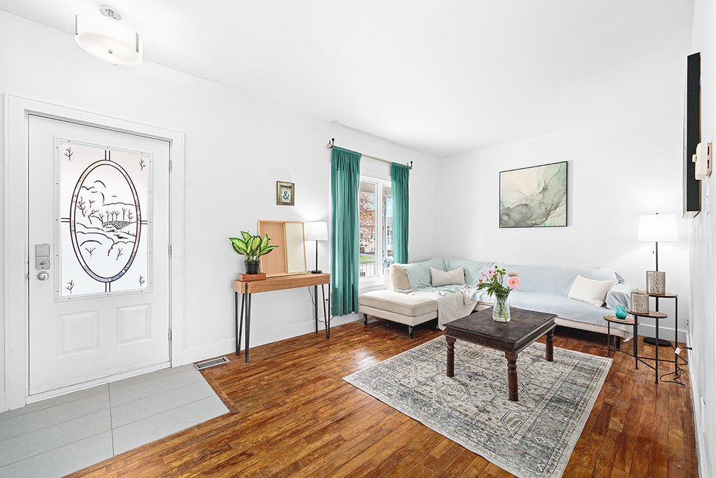 Photo - Living room