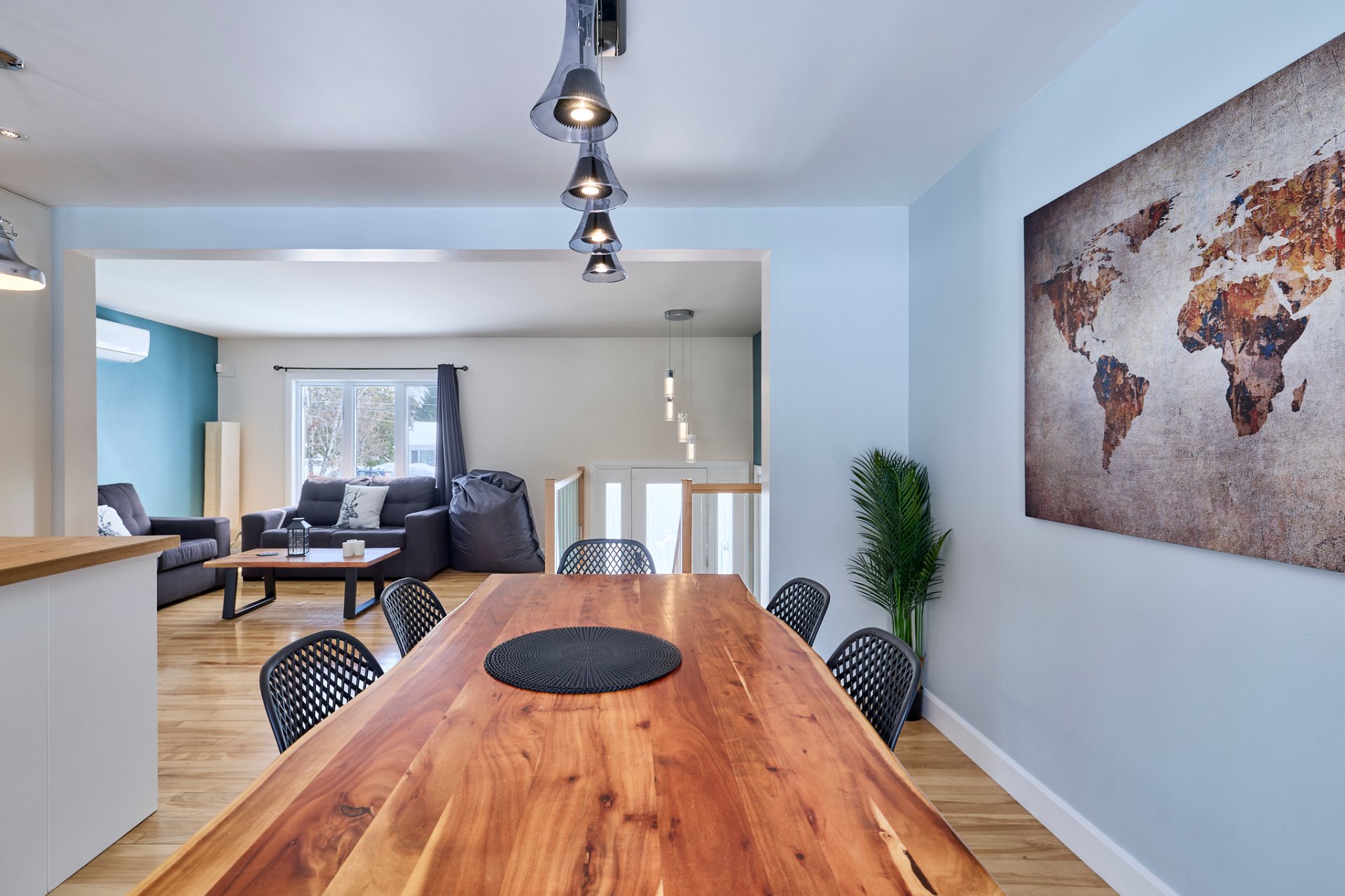 Photo - Overall View