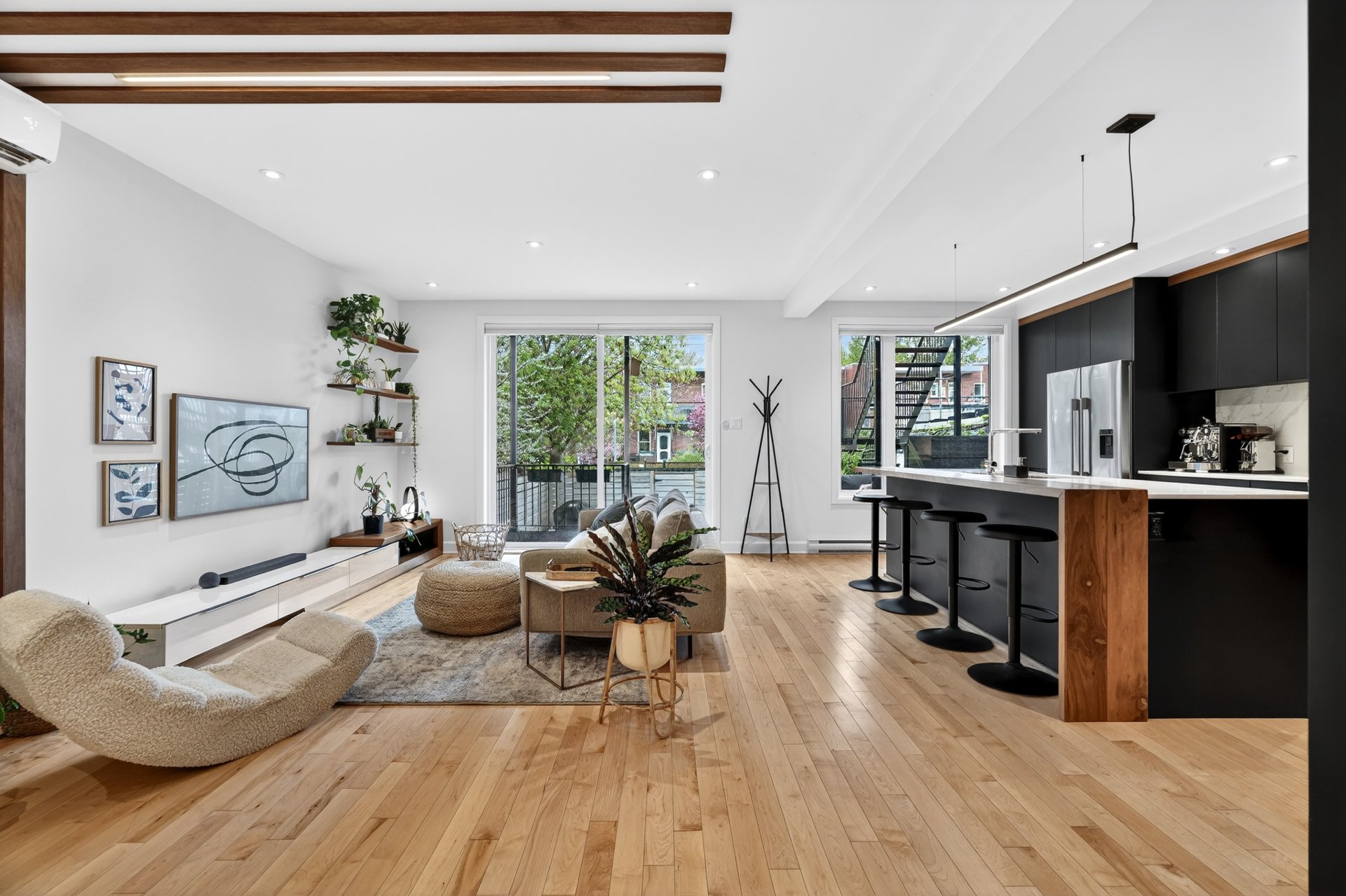 Photo - Living room