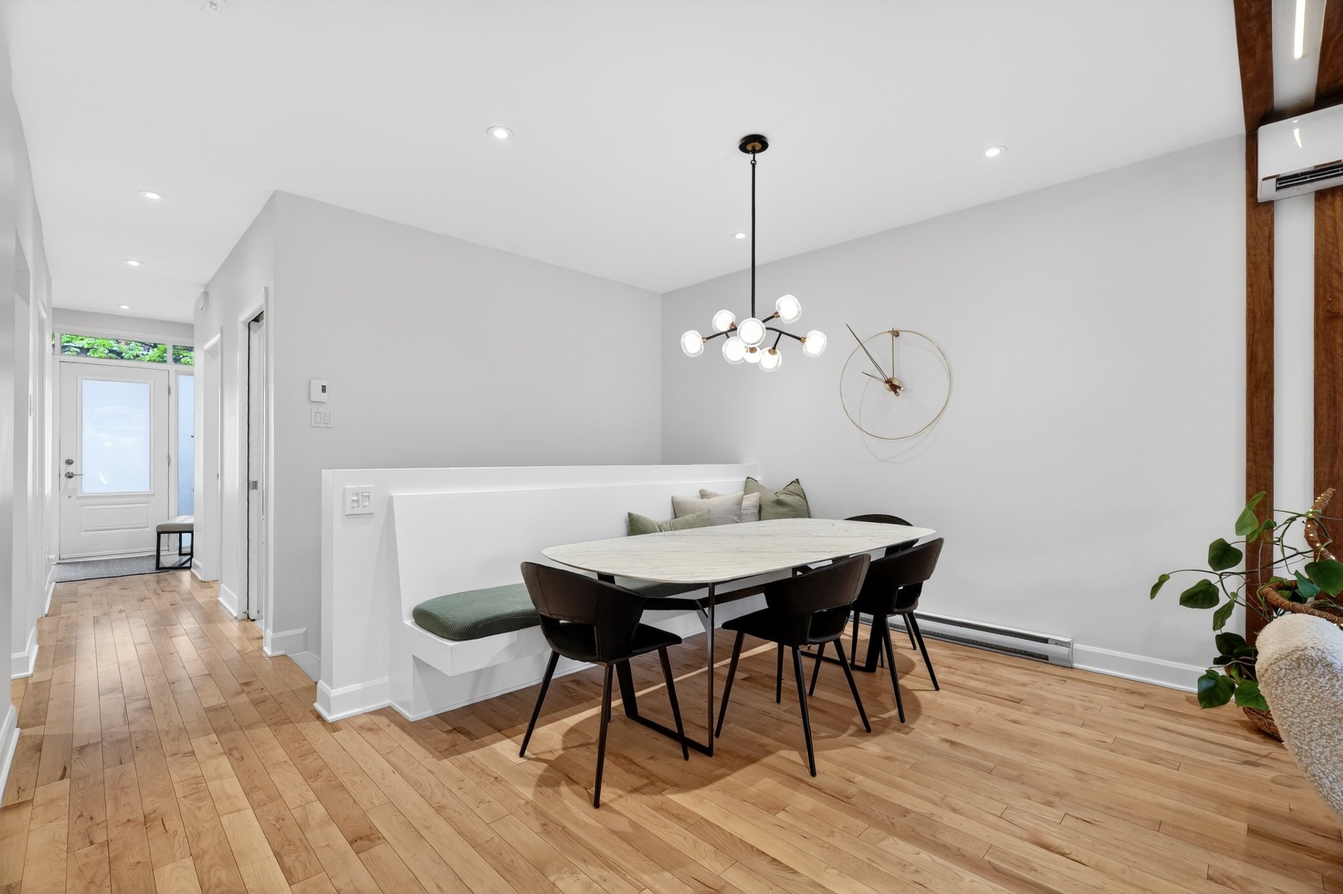 Photo - Dining room
