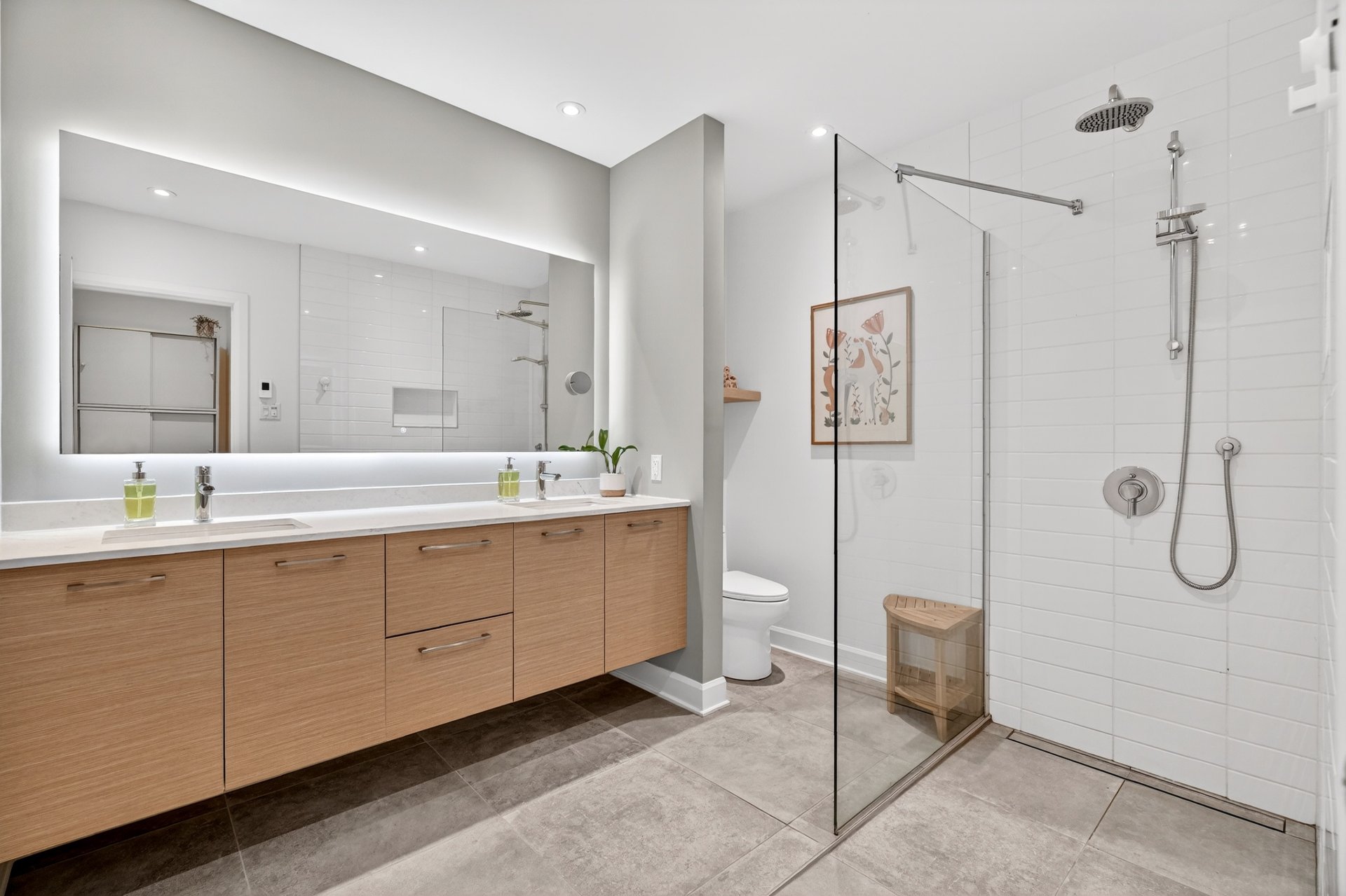 Photo - Bathroom