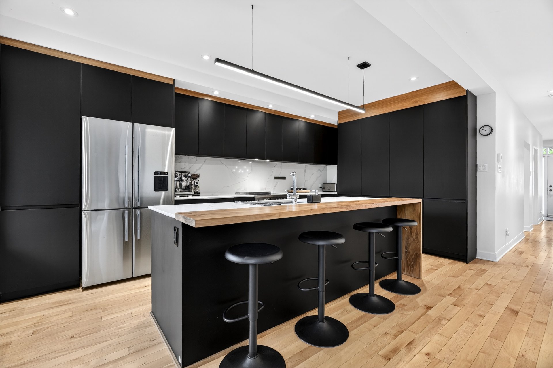 Photo - Kitchen