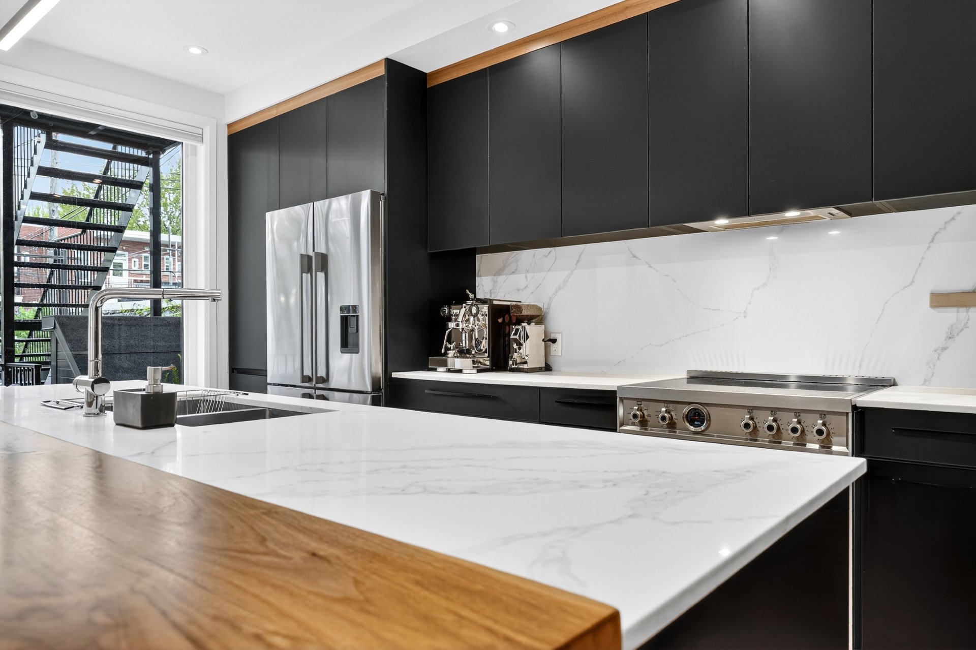 Photo - Kitchen