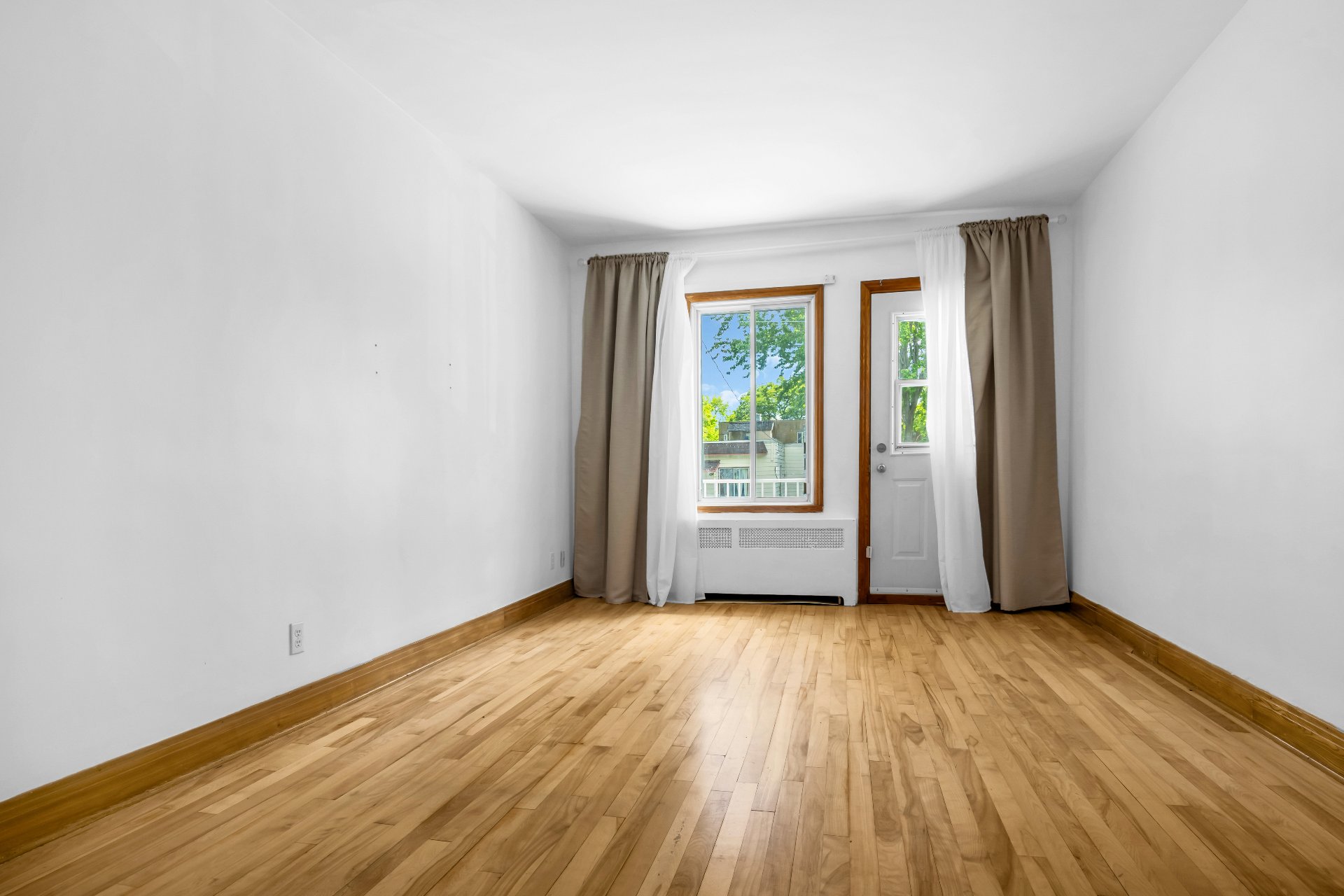 Photo - Salon