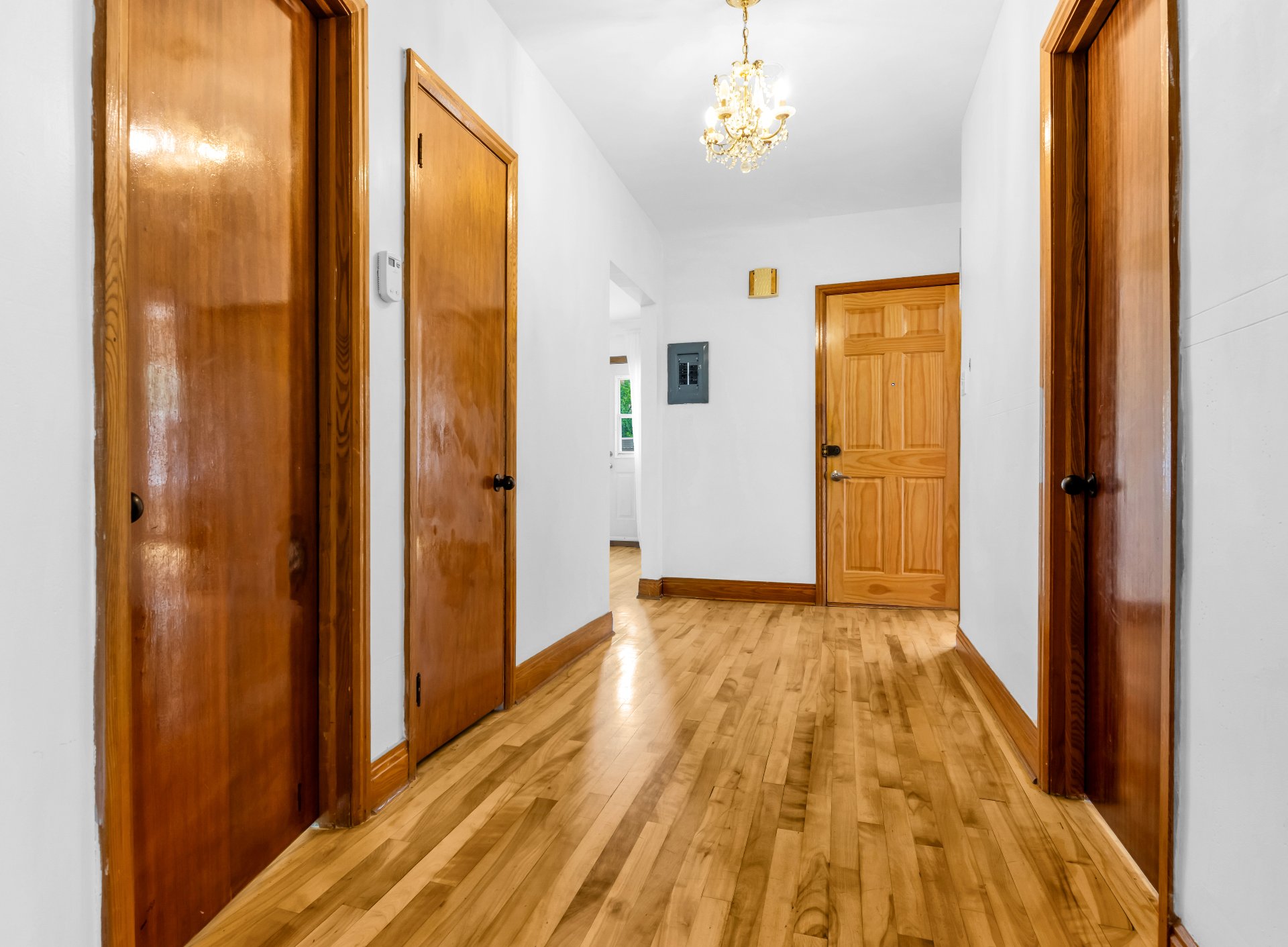 Photo - PASAGEWAY