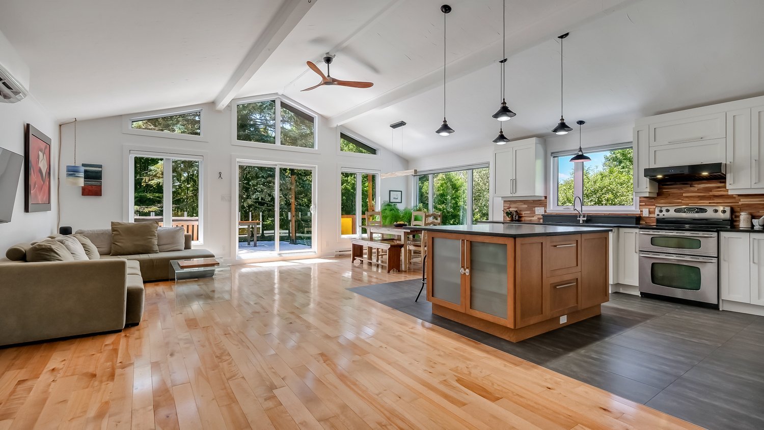 Photo - Overall View