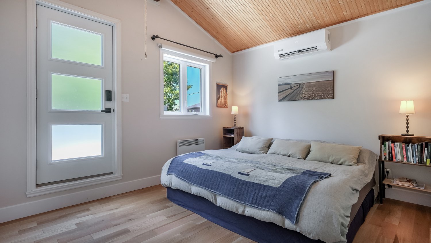 Photo - Primary bedroom