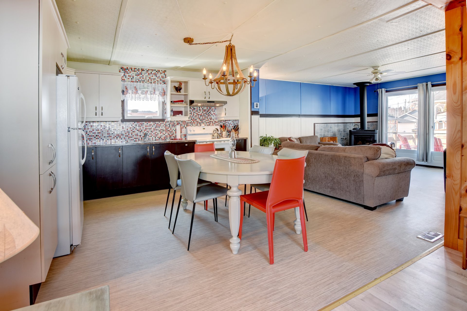 Photo - Kitchen