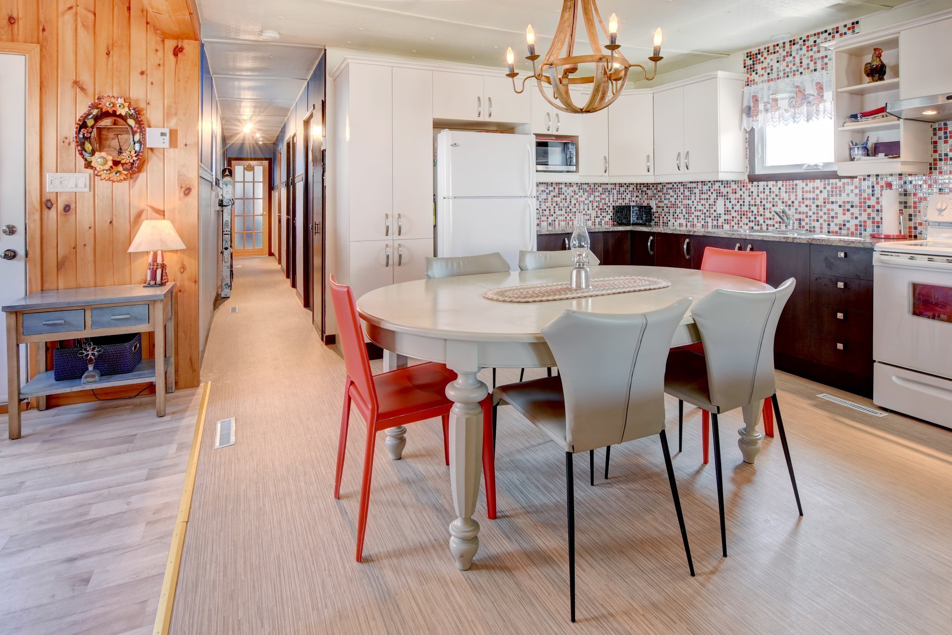 Photo - Kitchen