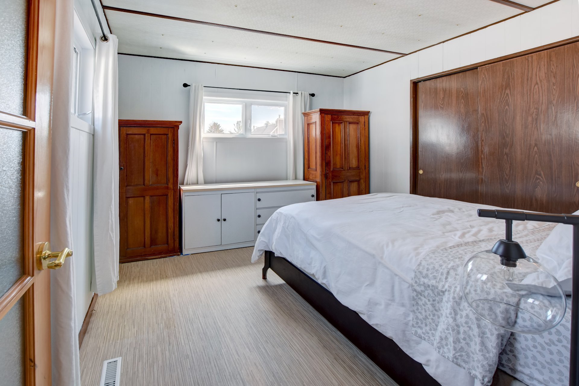 Photo - Bedroom