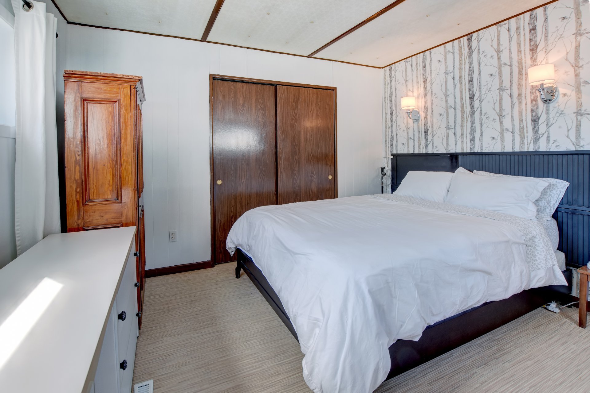 Photo - Bedroom