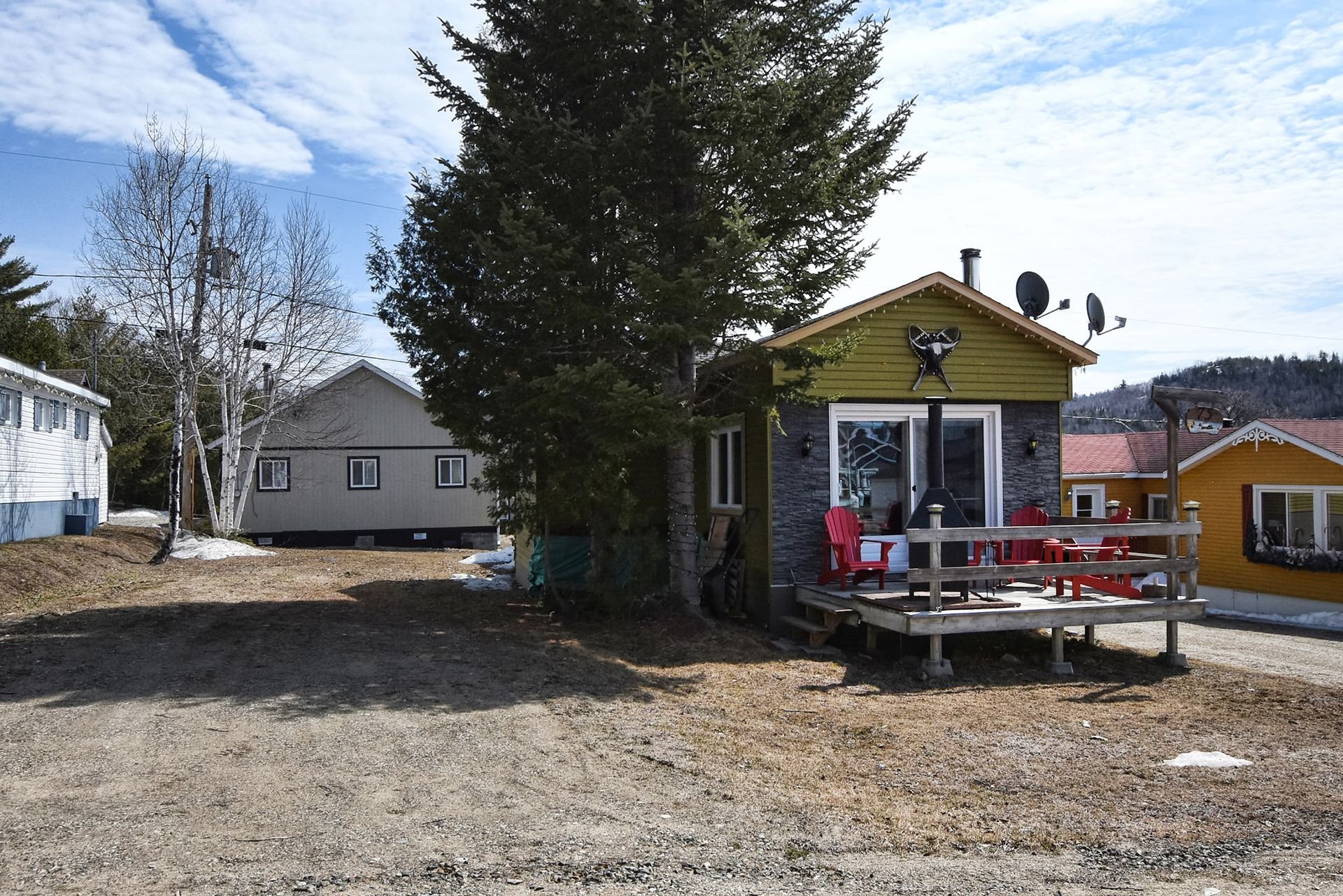 Photo - Frontage