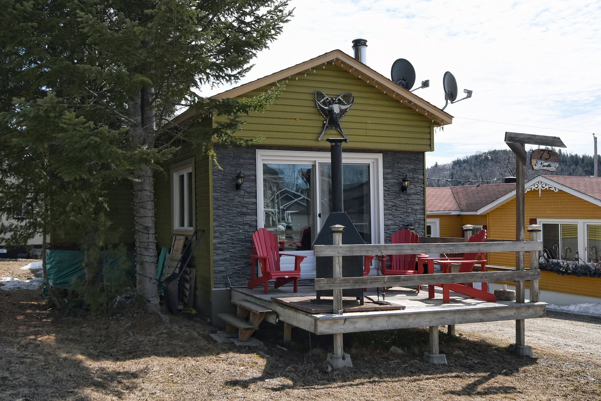 Photo - Frontage