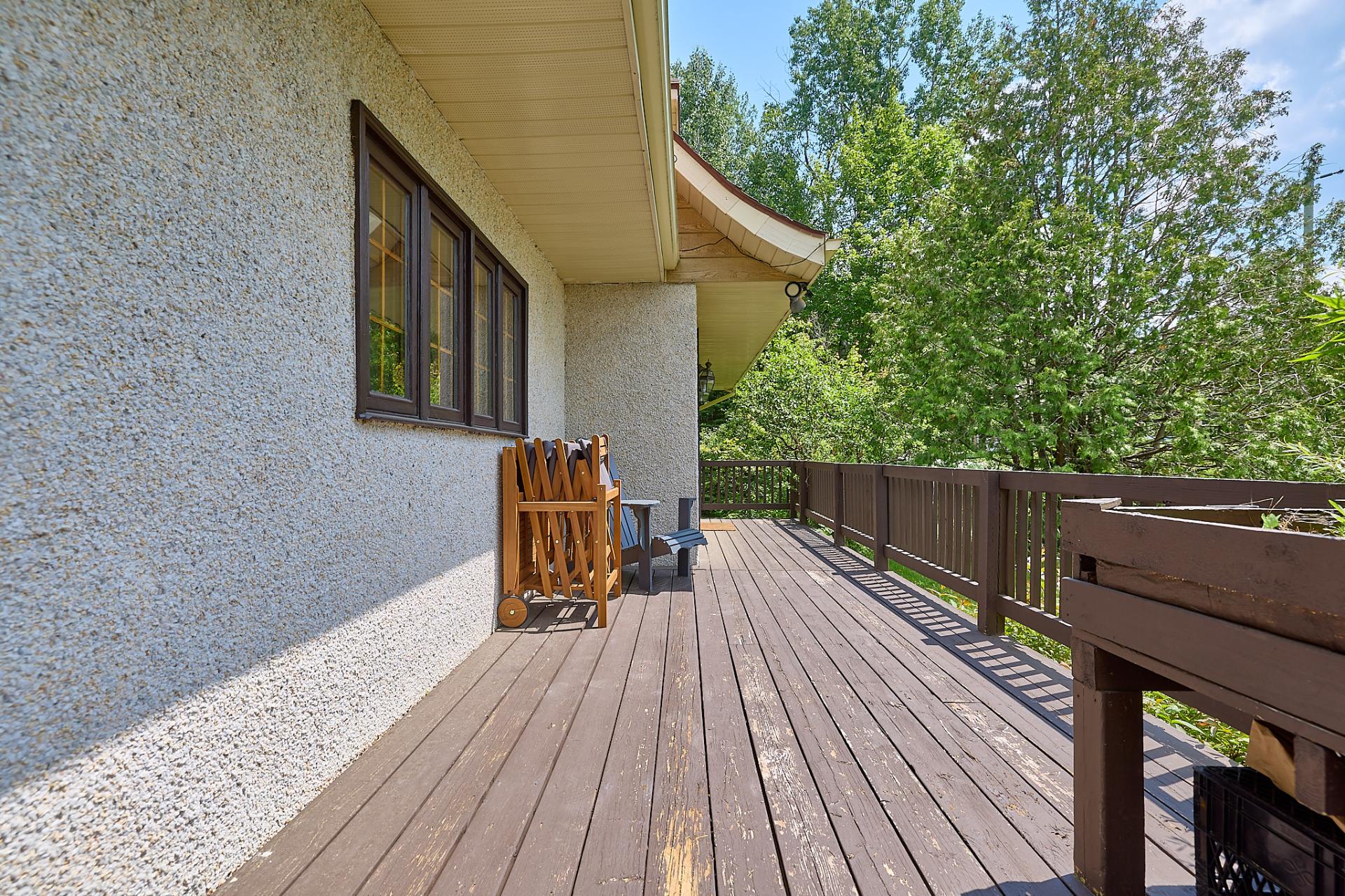 Photo - Balcony