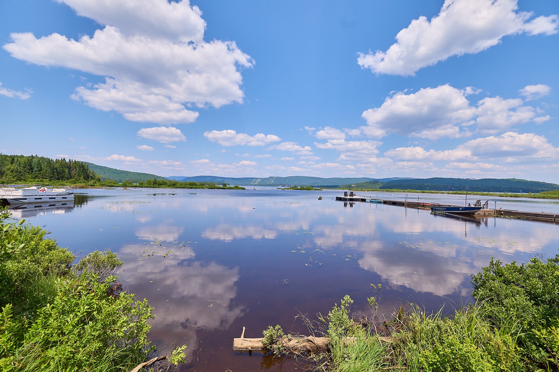 Photo - Access to a body of water