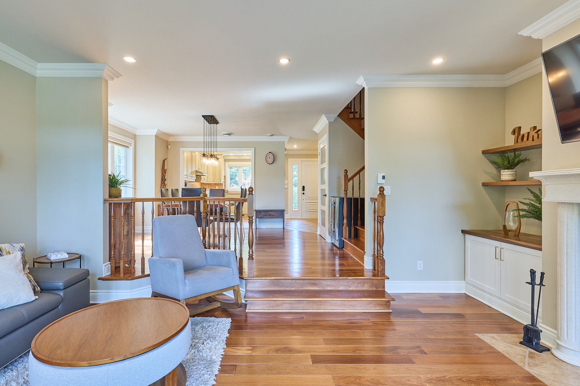 Photo - Overall View