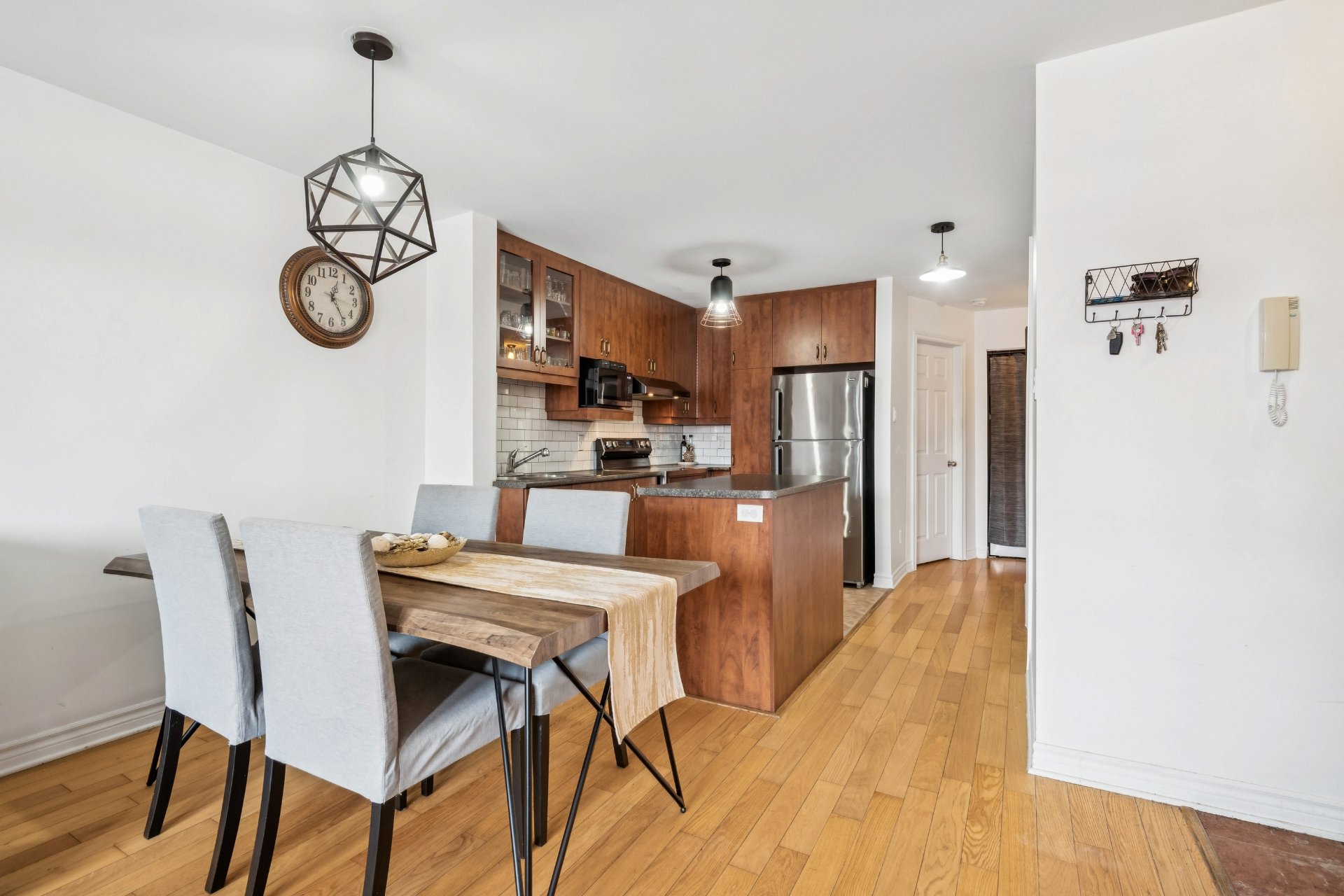 Photo - Salle à manger