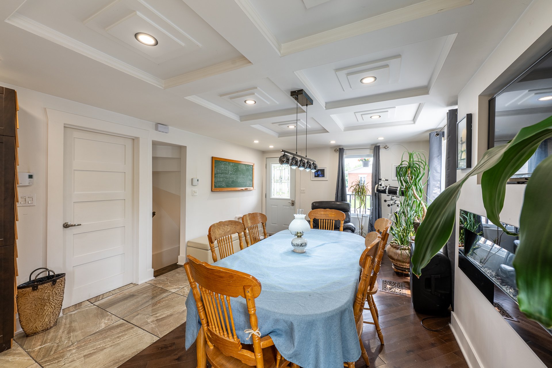 Photo - Salle à manger