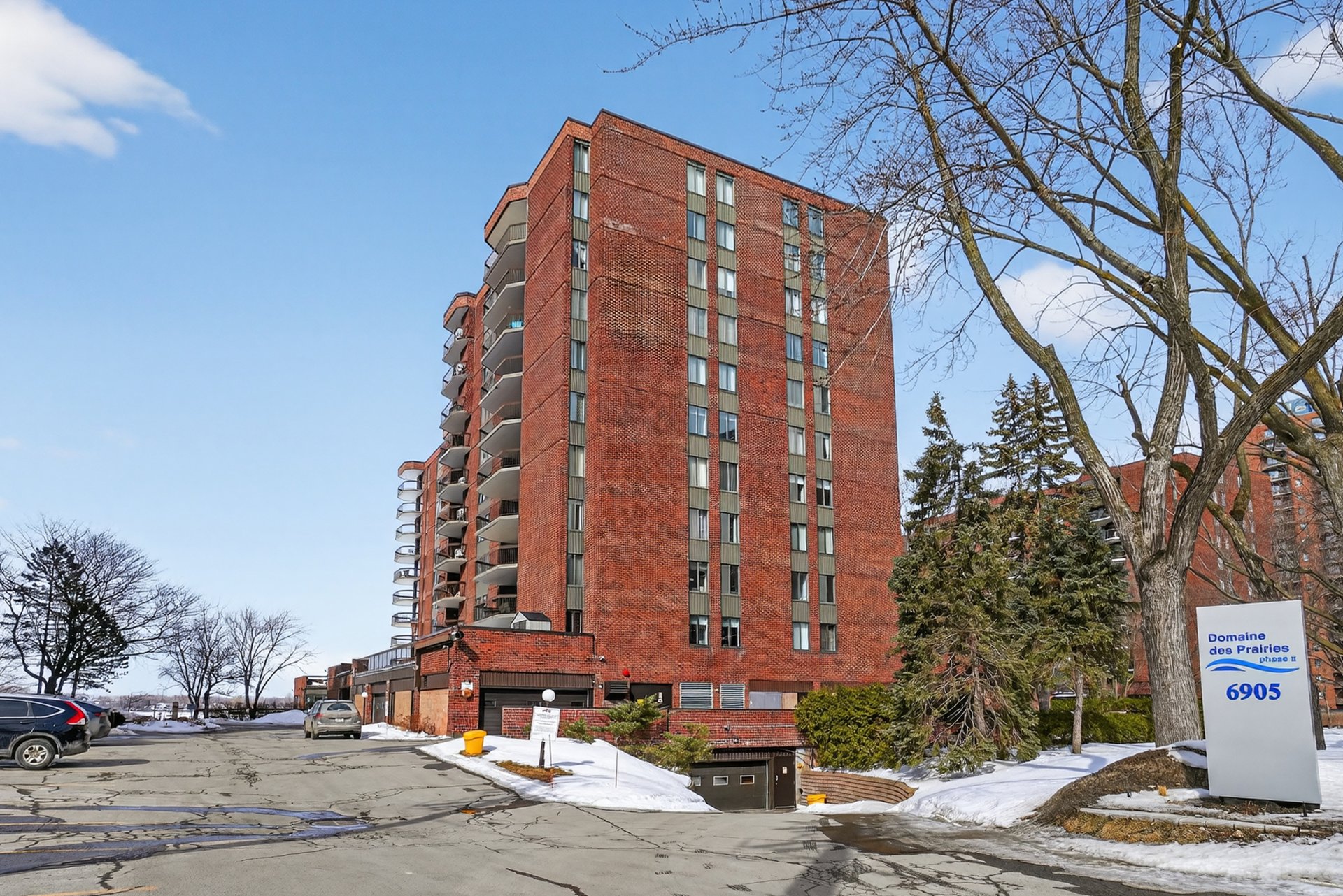 Photo - Overall View