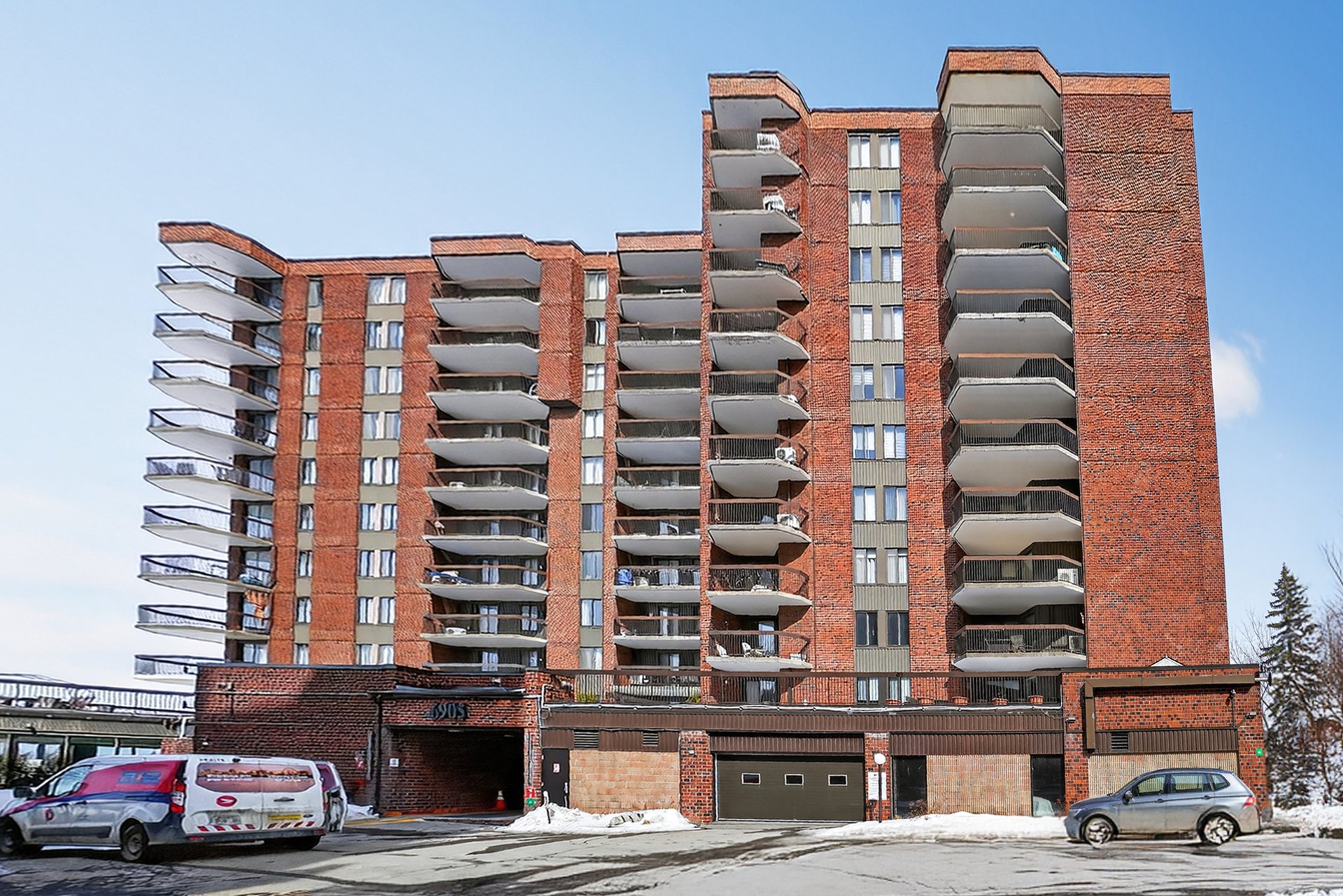 Photo - Overall View