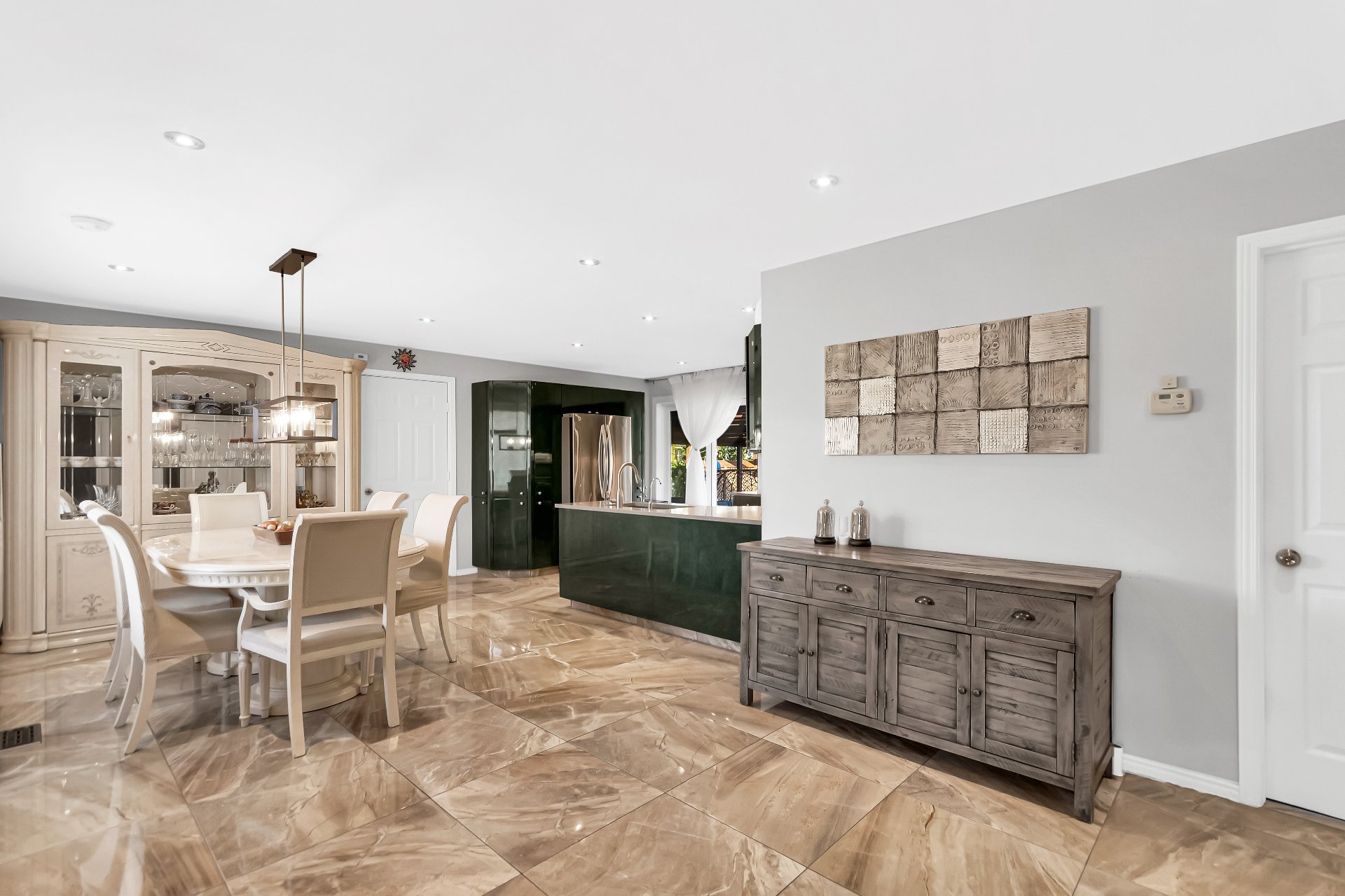 Photo - Salle à manger