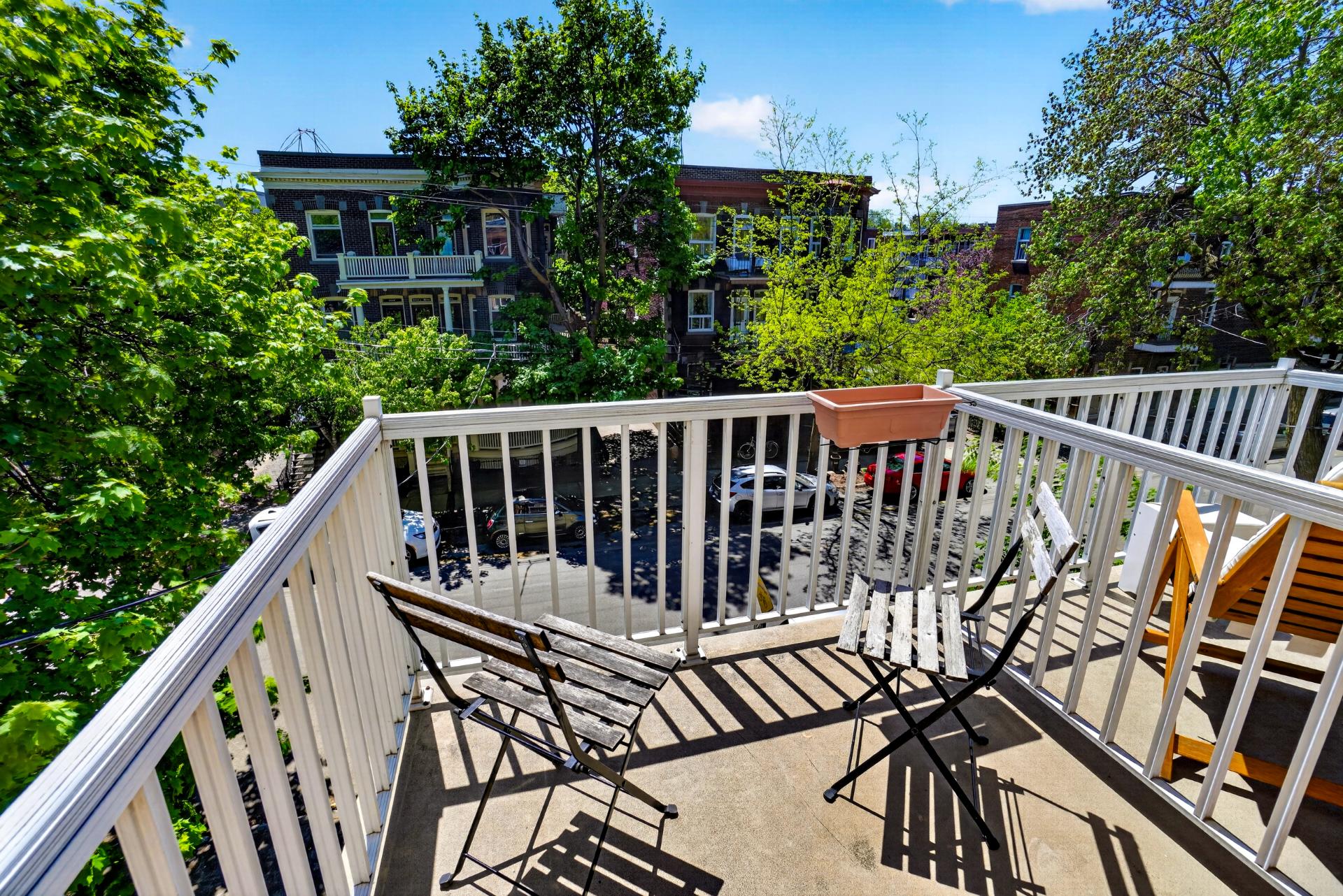 Photo - Balcony
