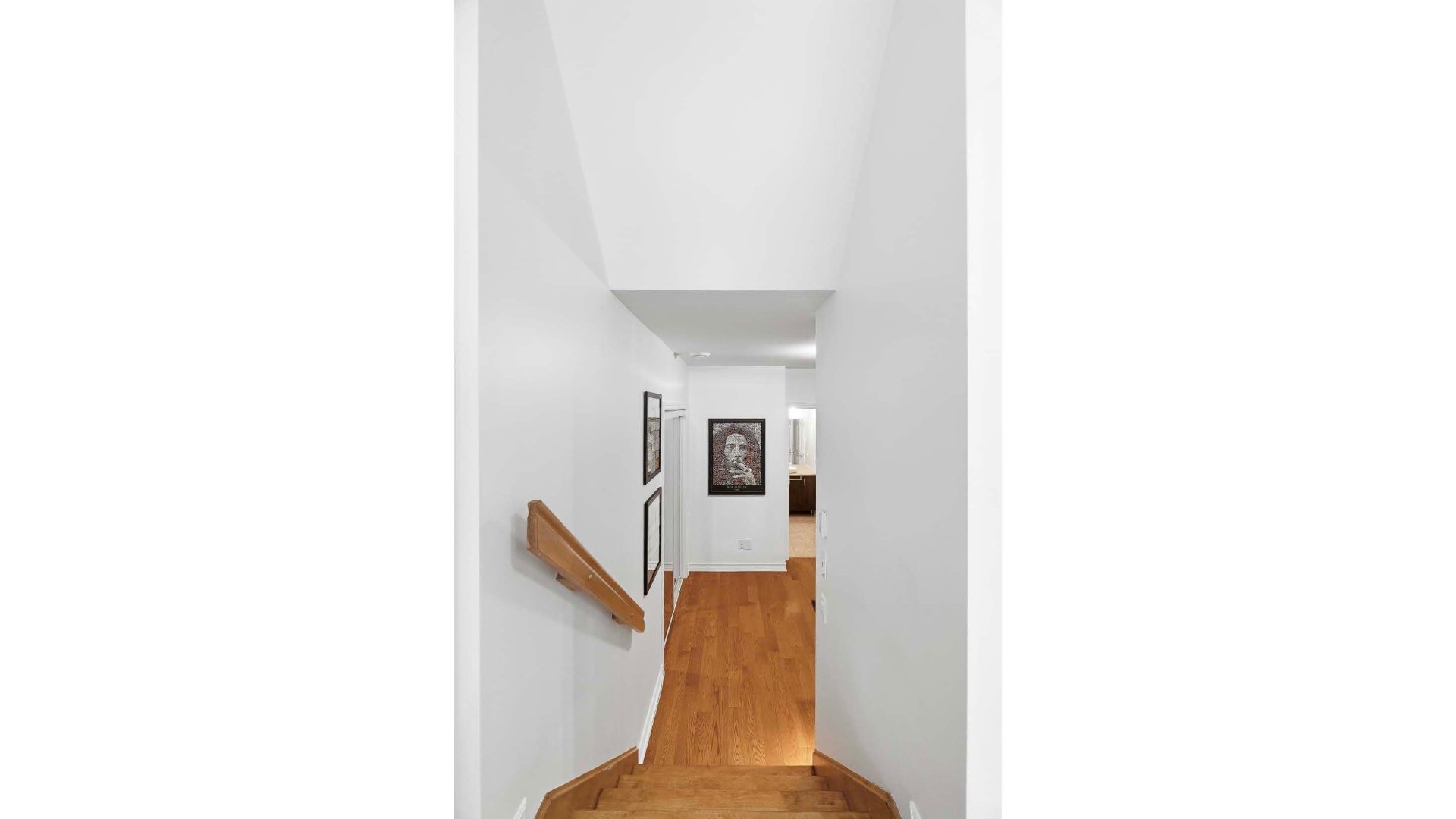 Photo - Staircase