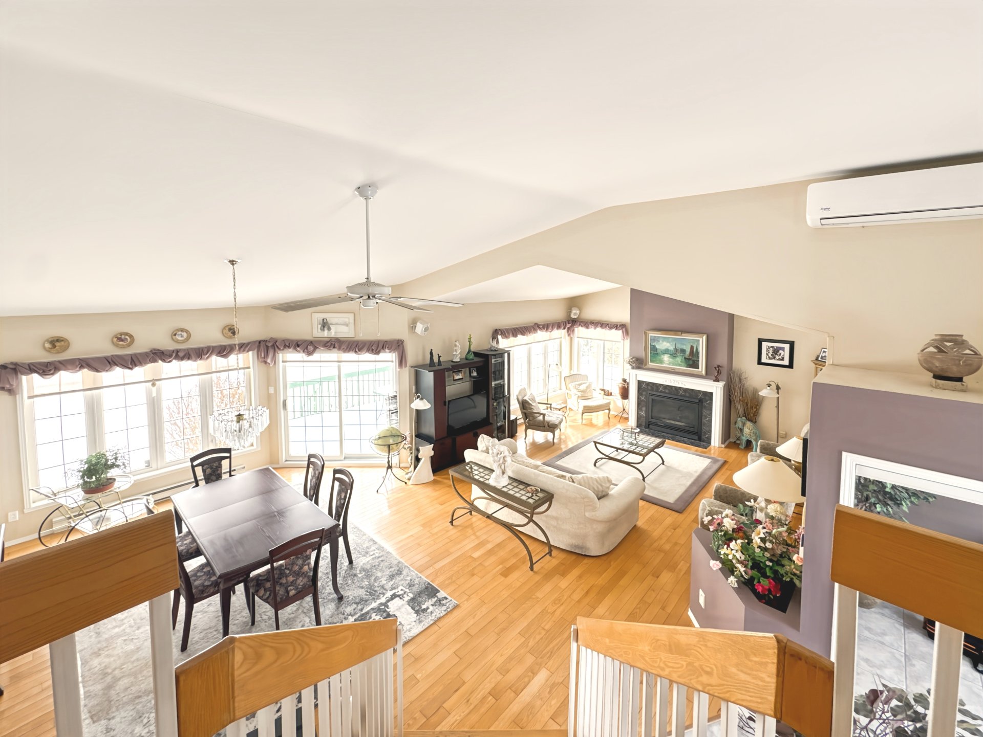 Photo - Overall View