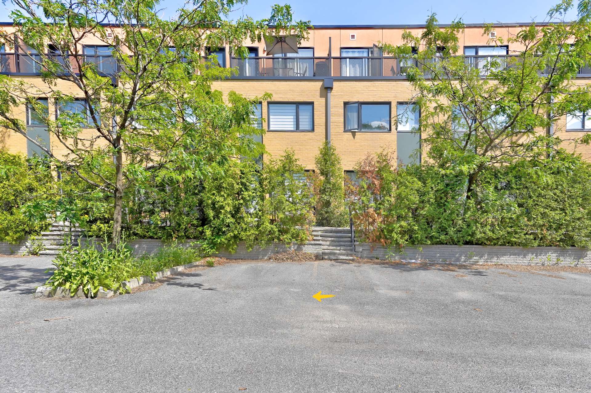 Photo - Parking