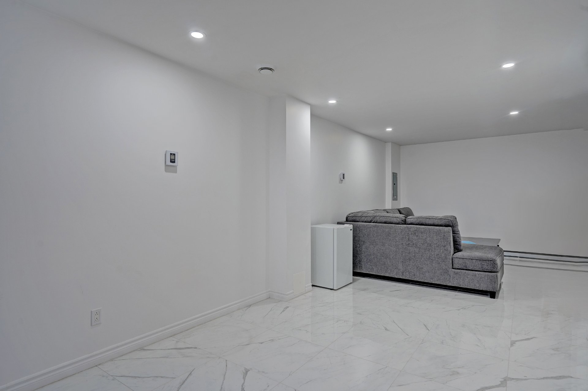 Photo - Basement