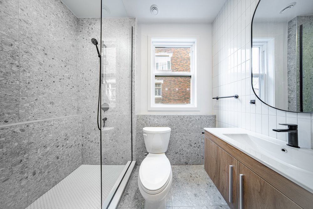 Photo - Salle de bains attenante à la CCP