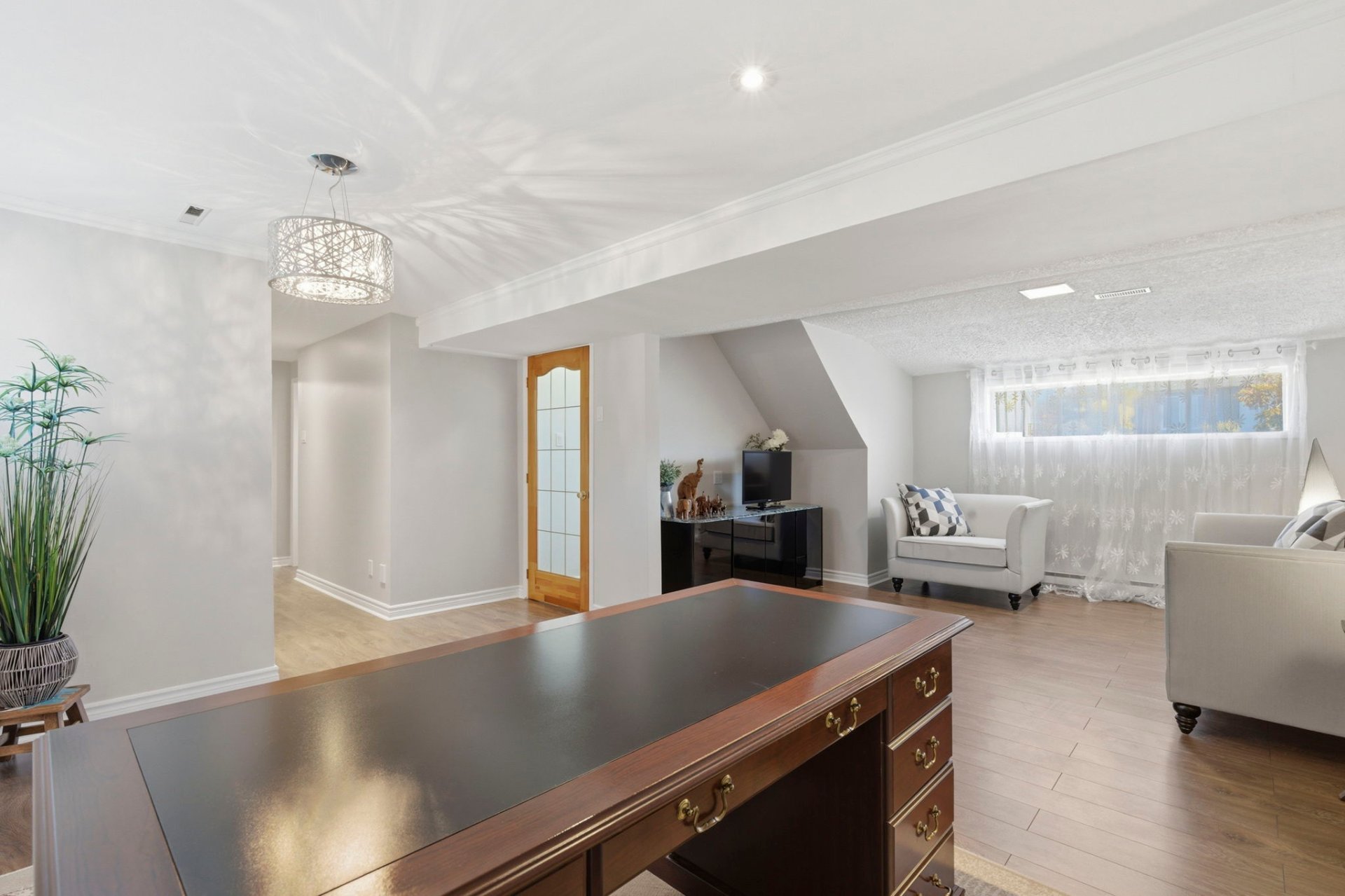 Photo - Basement
