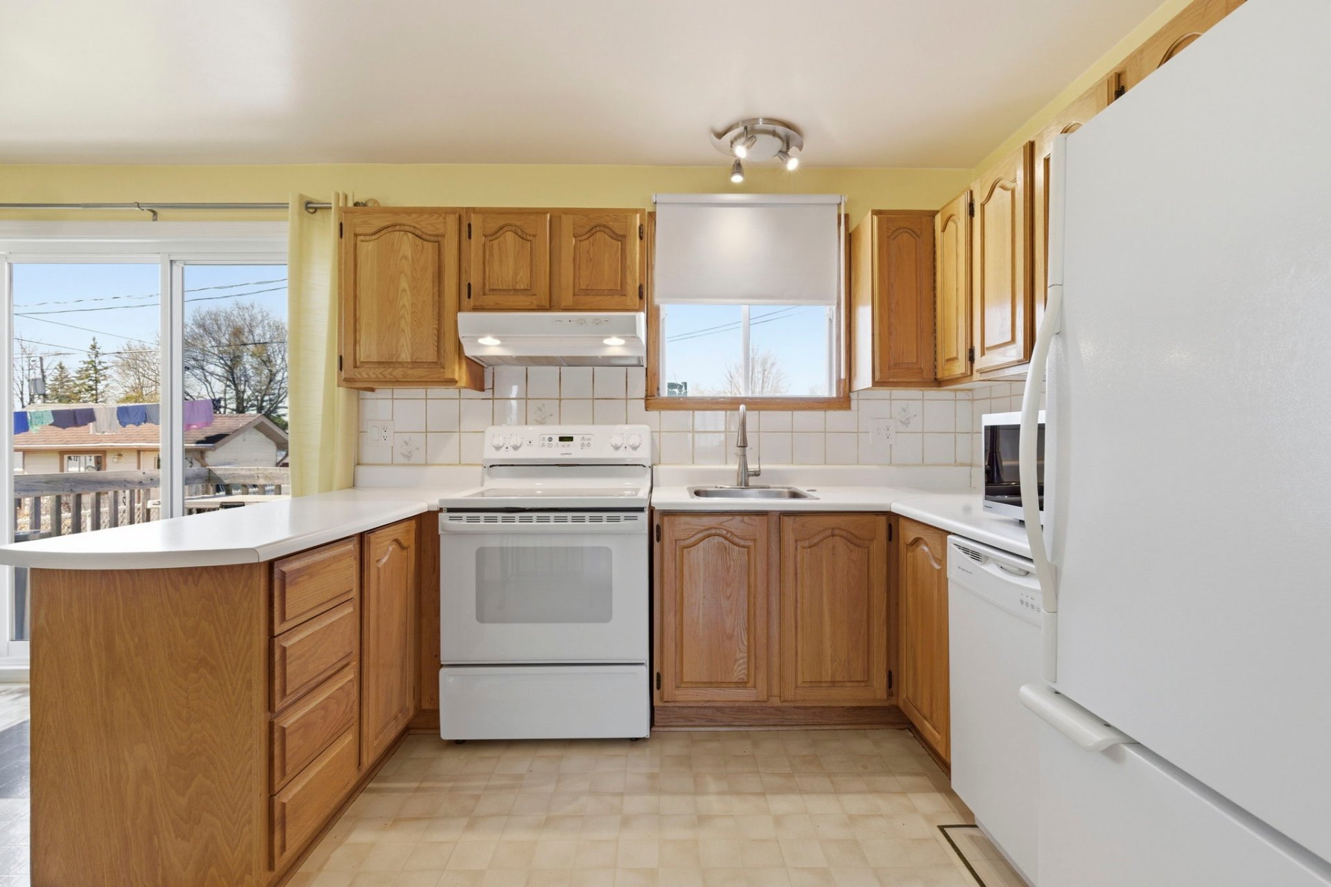Photo - Kitchen