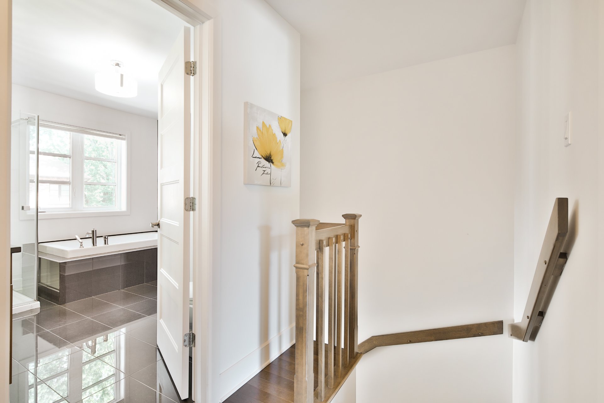 Photo - Escalier
