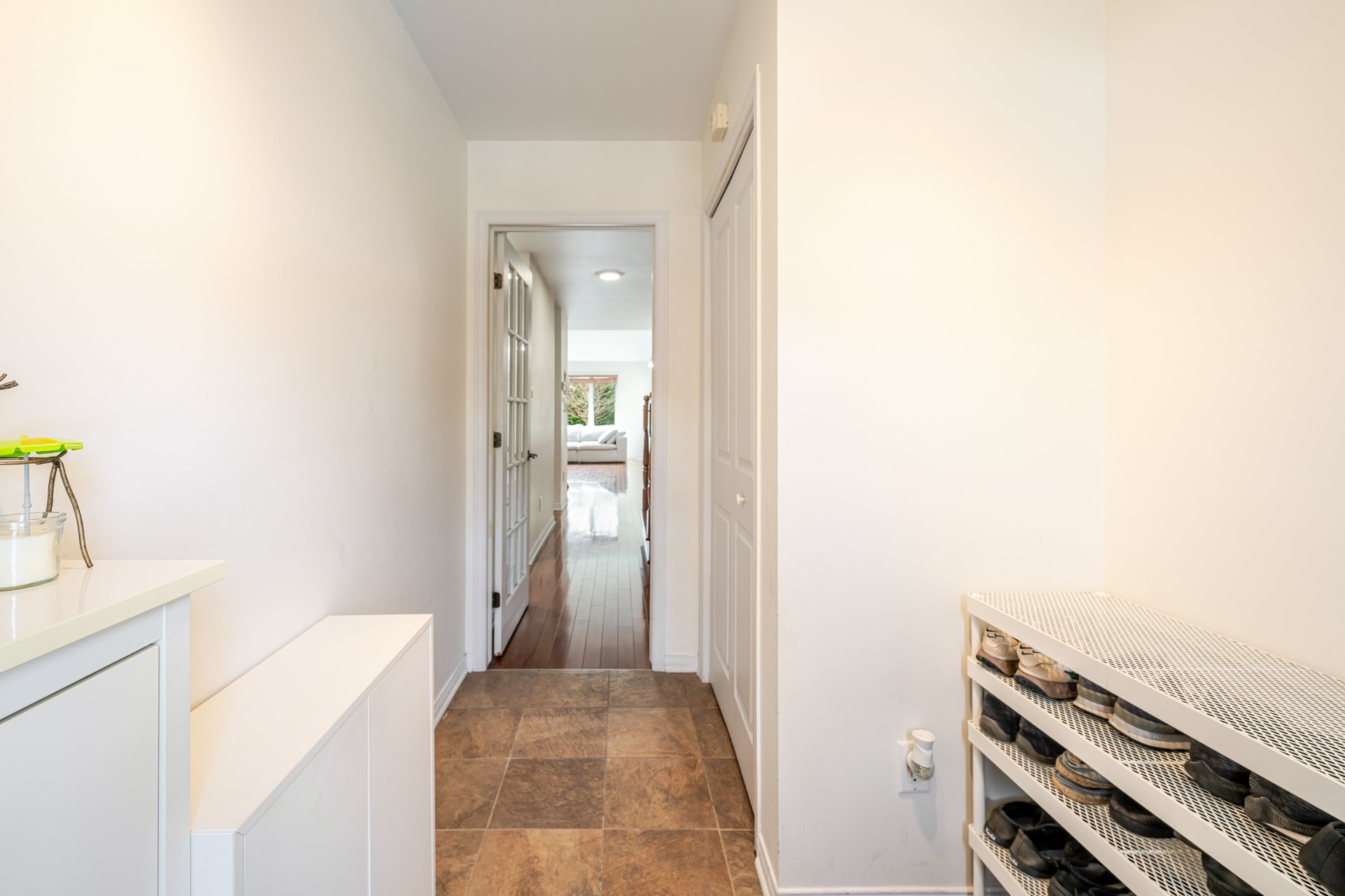 Photo - Hallway