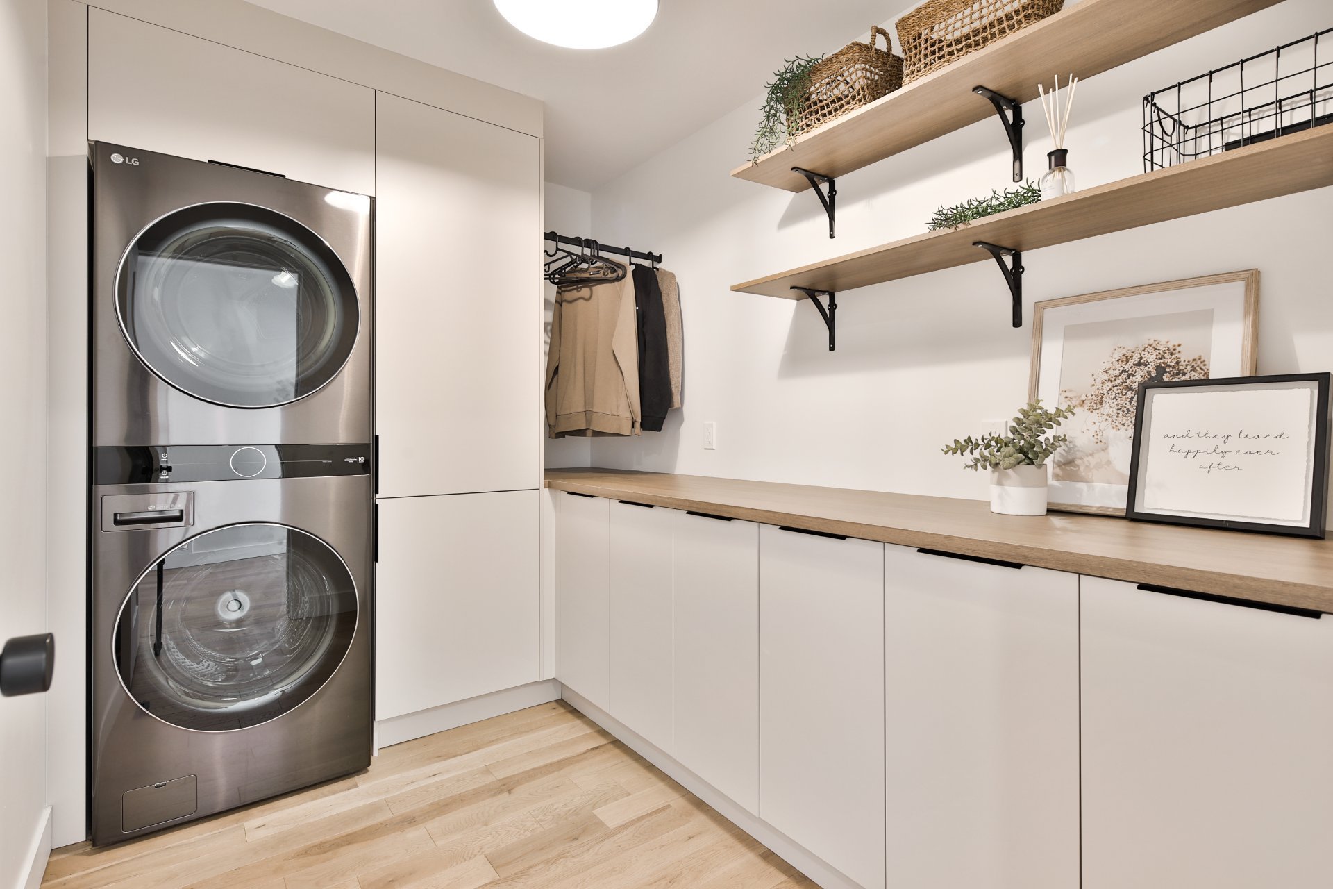 Photo - Laundry room