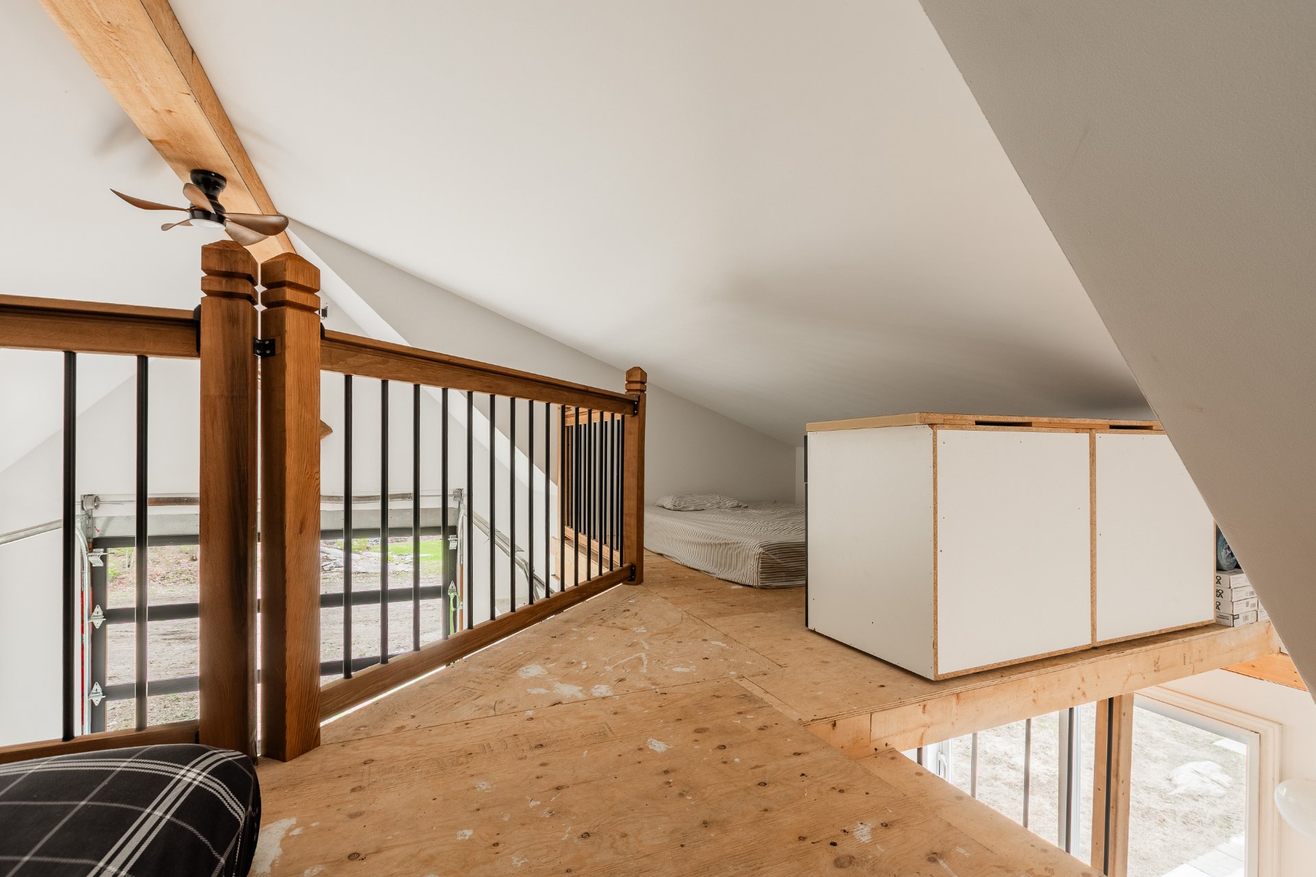 Photo - Interior