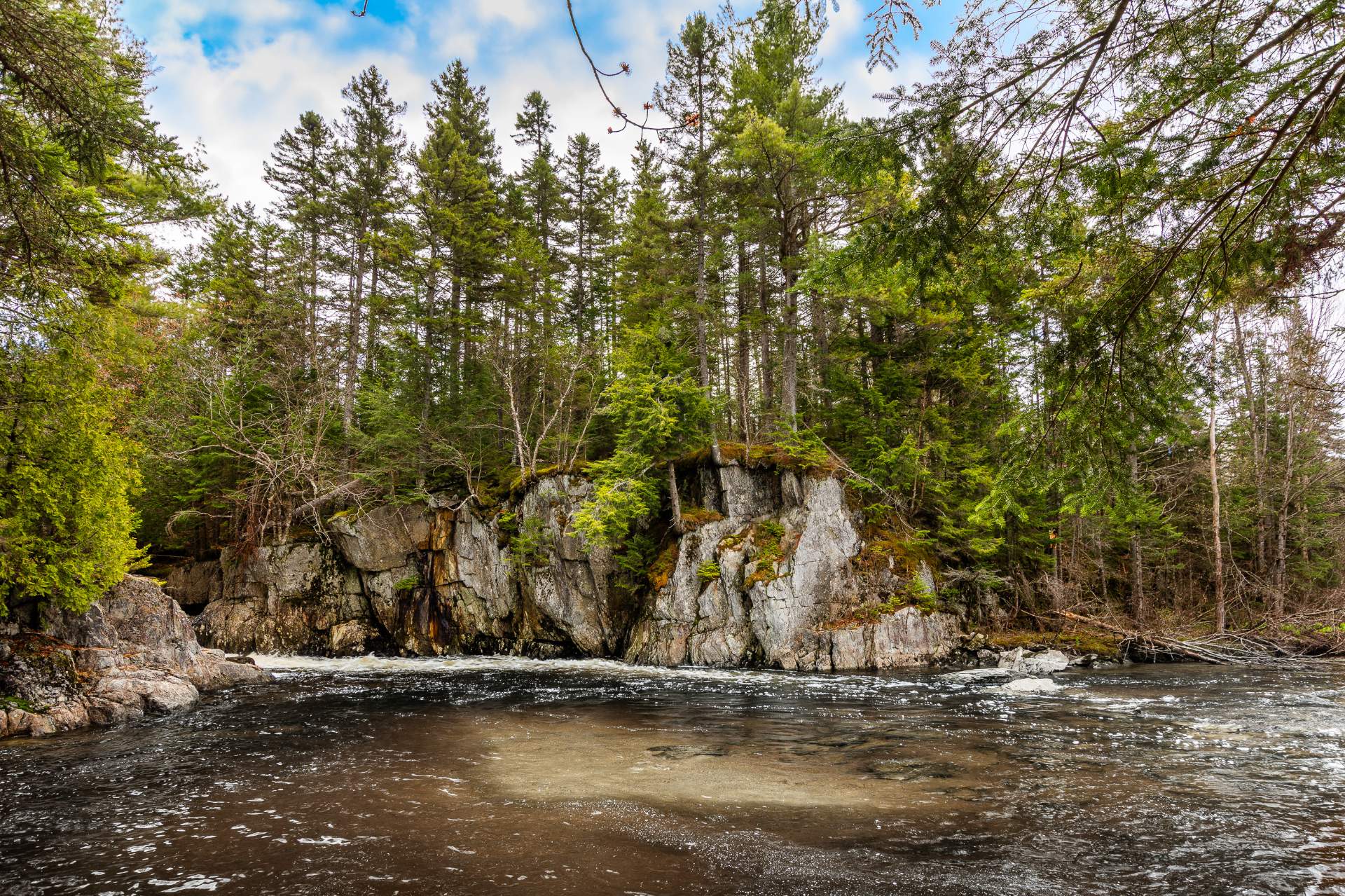 Photo - Access to a body of water