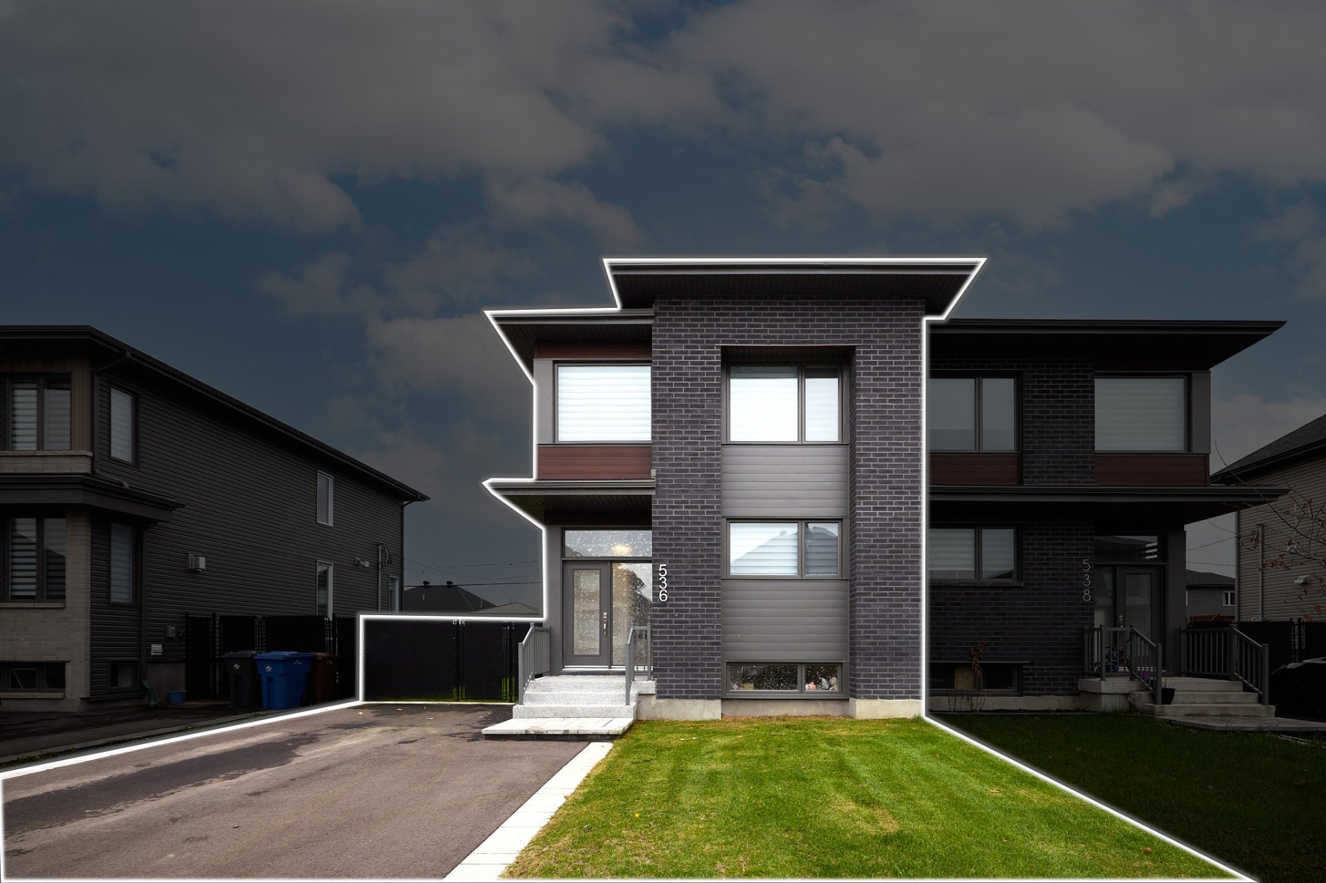 Photo - Frontage
