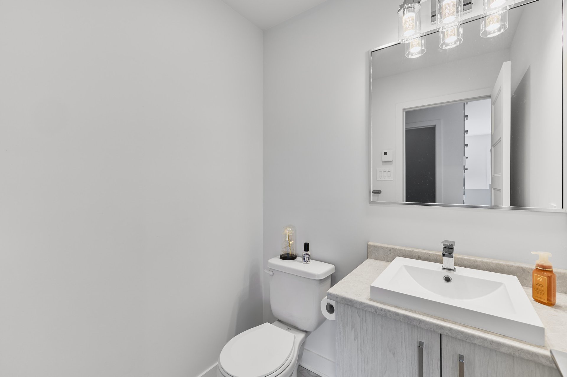 Photo - Washroom