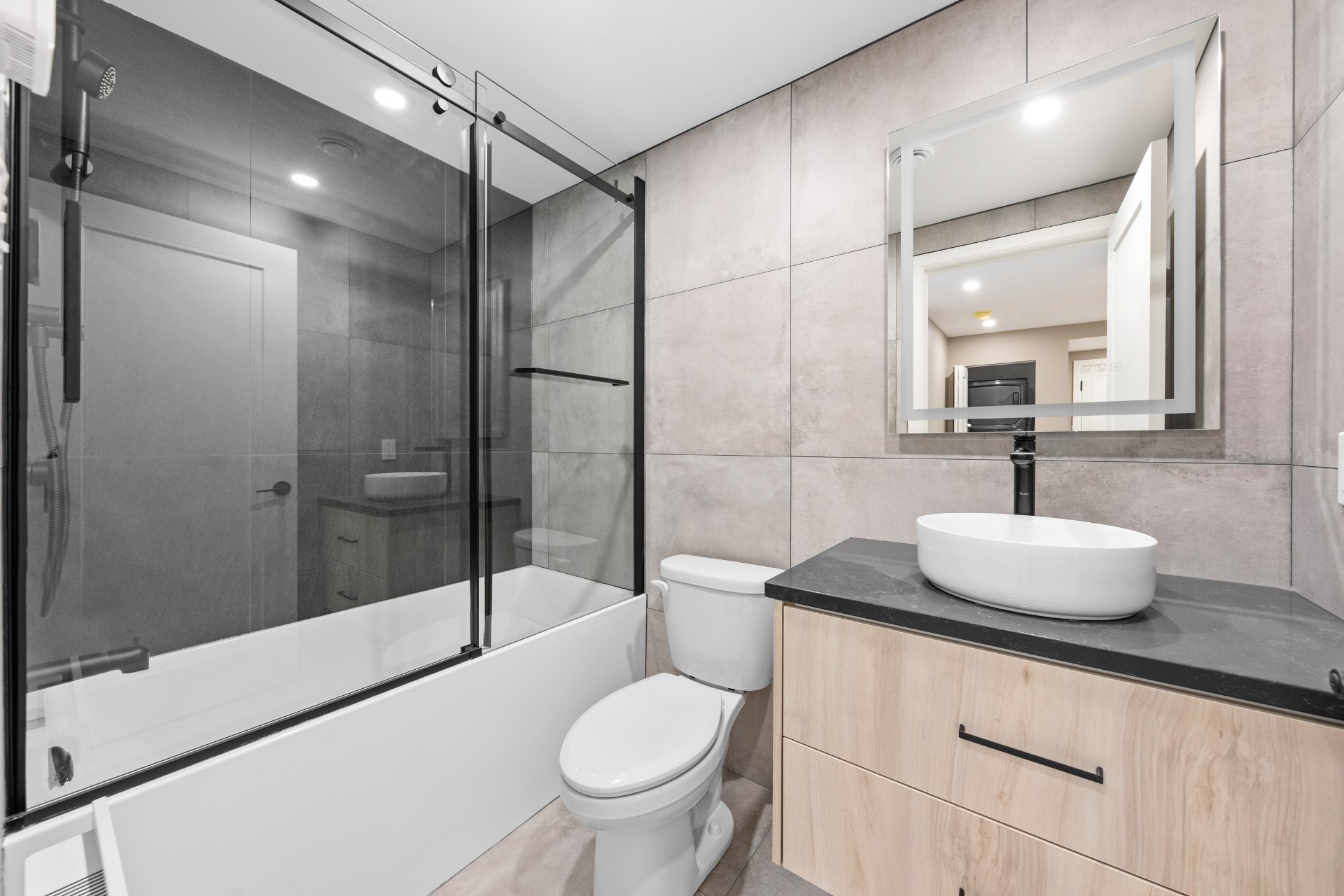 Photo - Bathroom